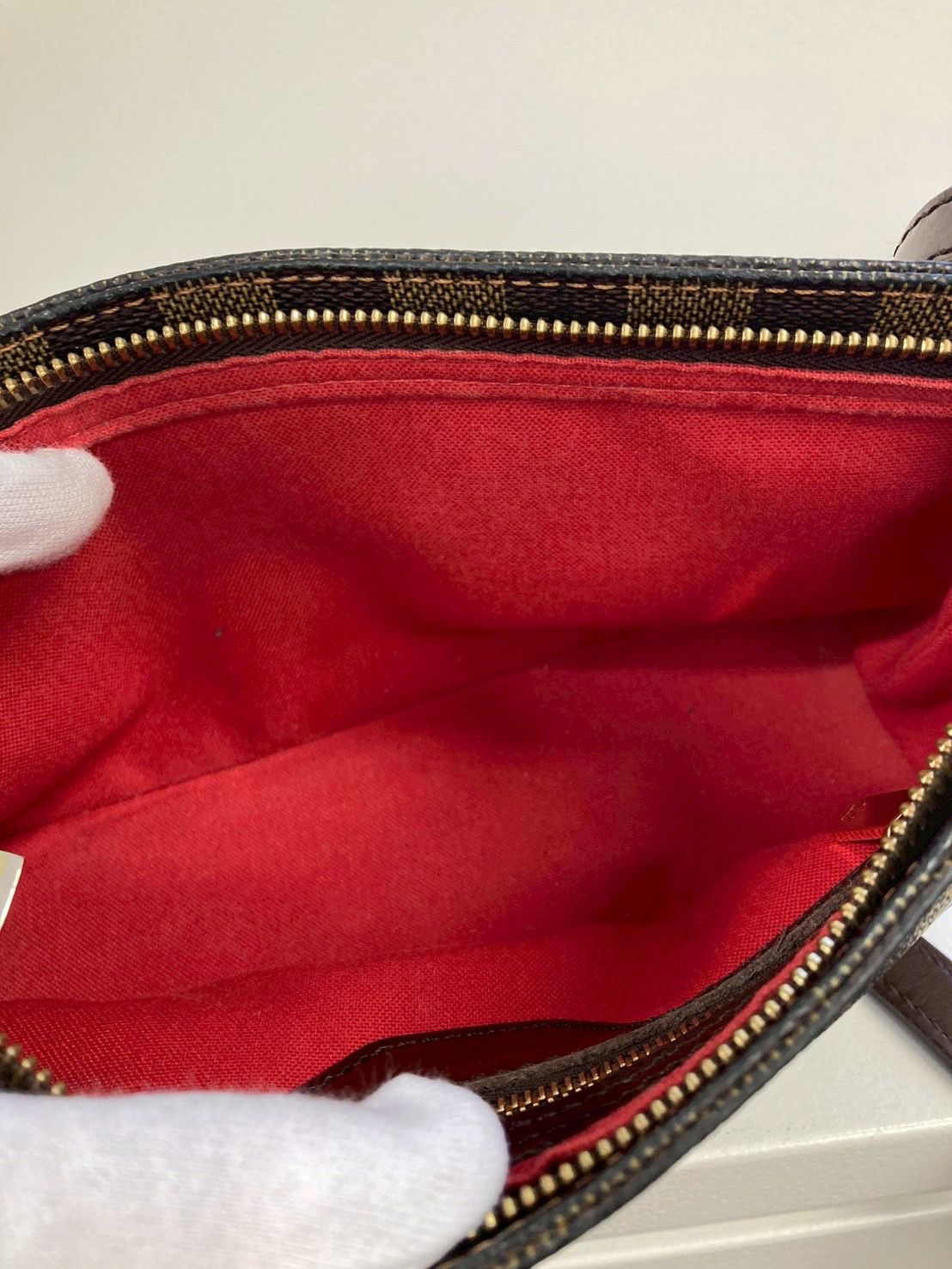 Louis Vuitton Trotteur bandolera en lona Damier Ebene