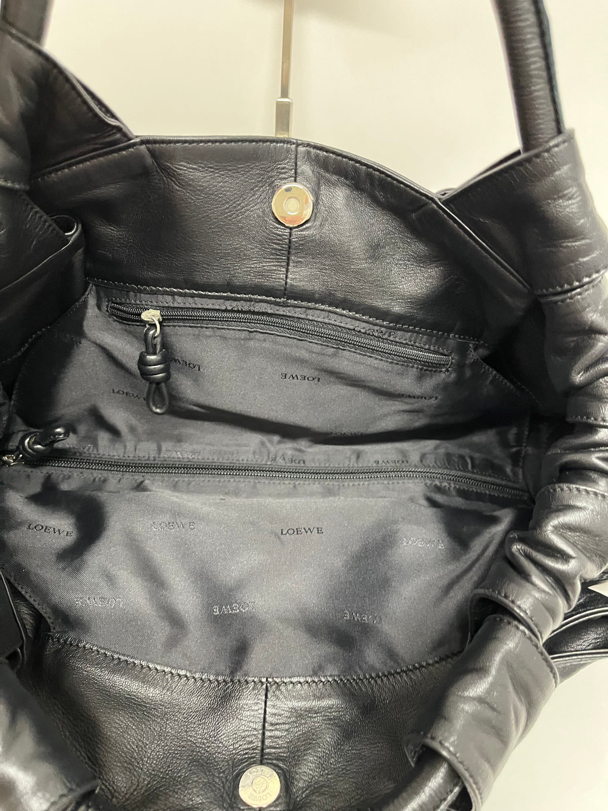 Loewe Aire Grande Piel Nappa Negra