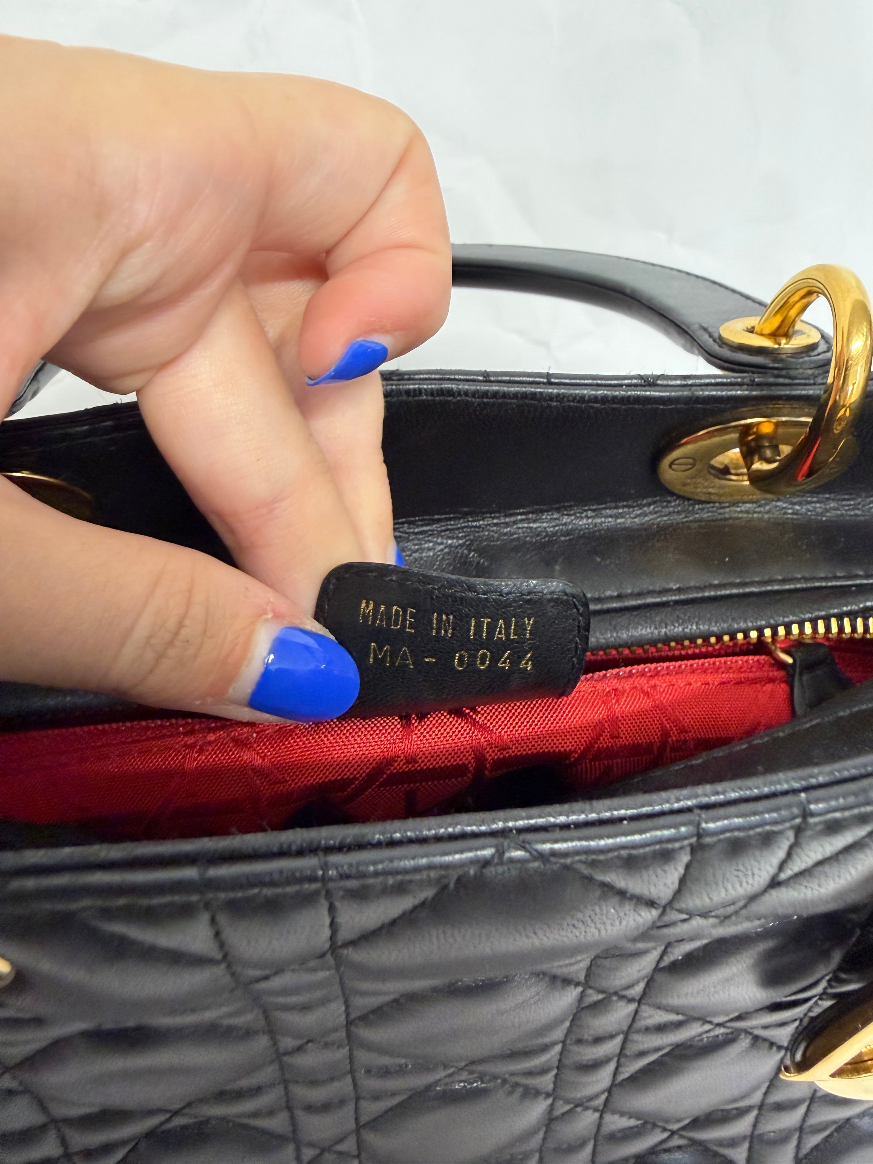Christian Dior Lady Dior Medium | Lambskin Negro Gold