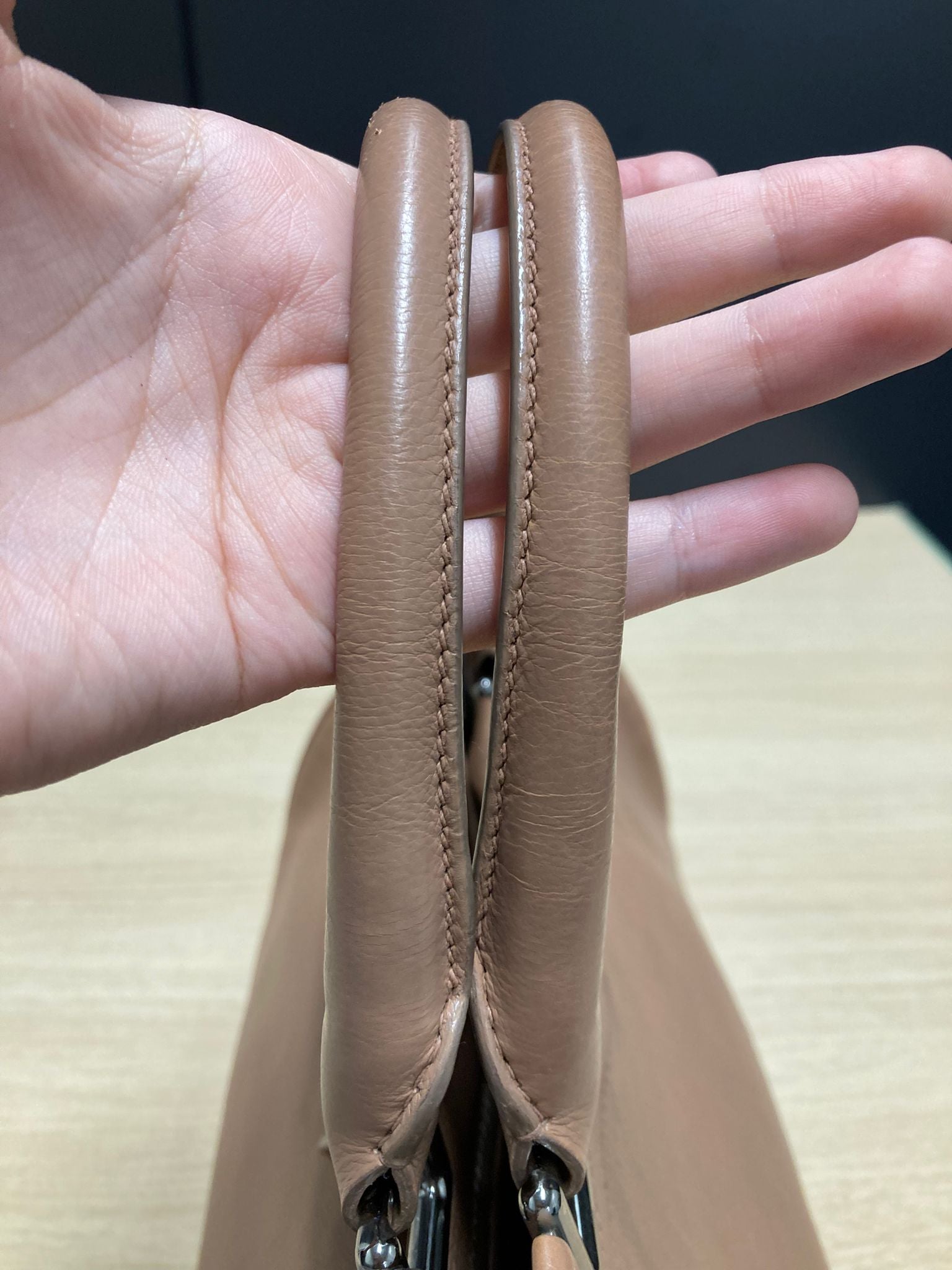 Prada Tote beige rosado con bandolera