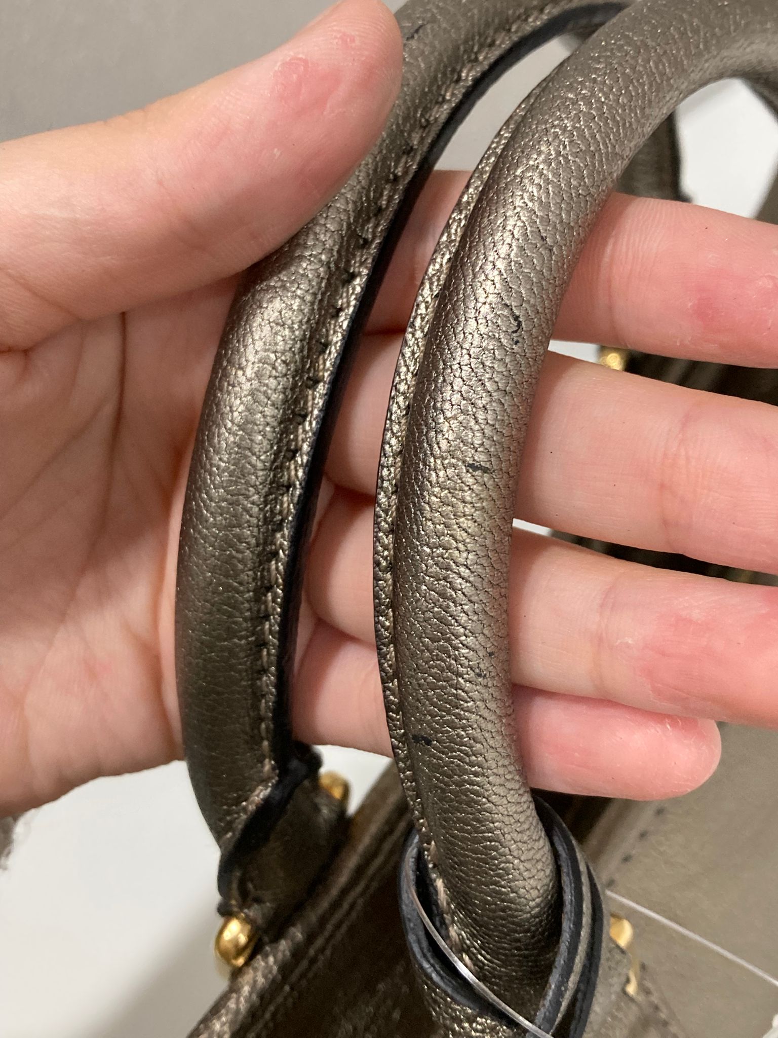 Loewe amazona 28 gris metalizado