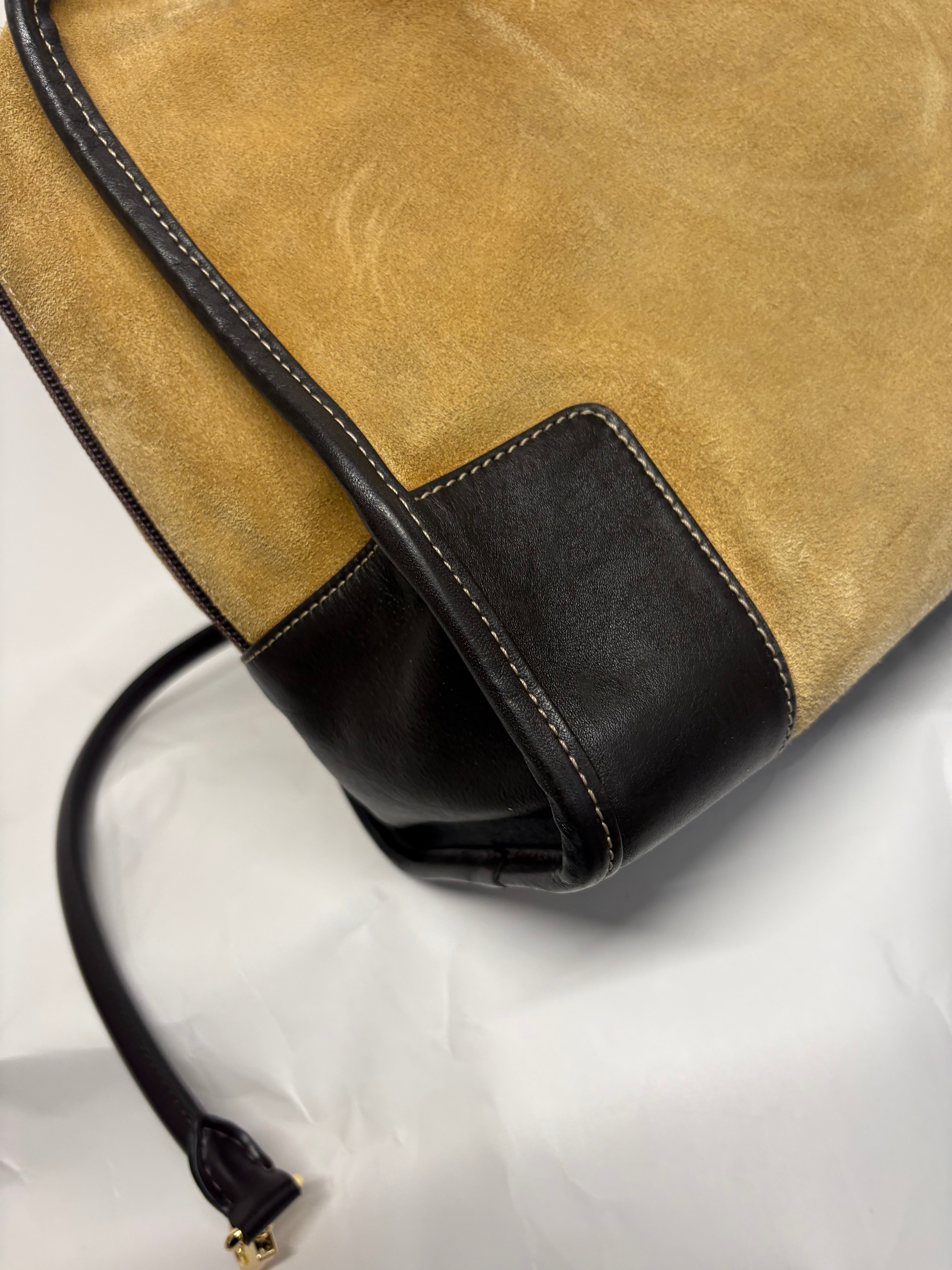 Loewe Amazona ante oro 32 marrón con bandolera extra