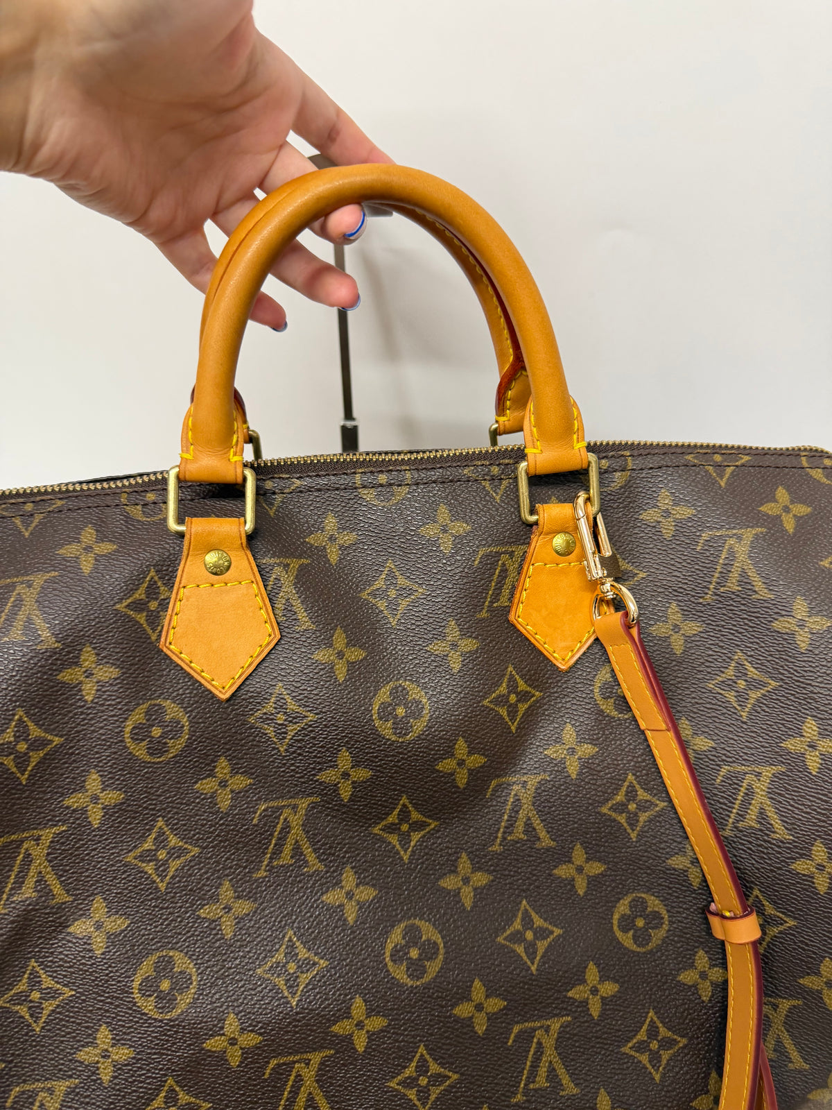 Louis Vuitton Speedy 35 Monogram MB0052