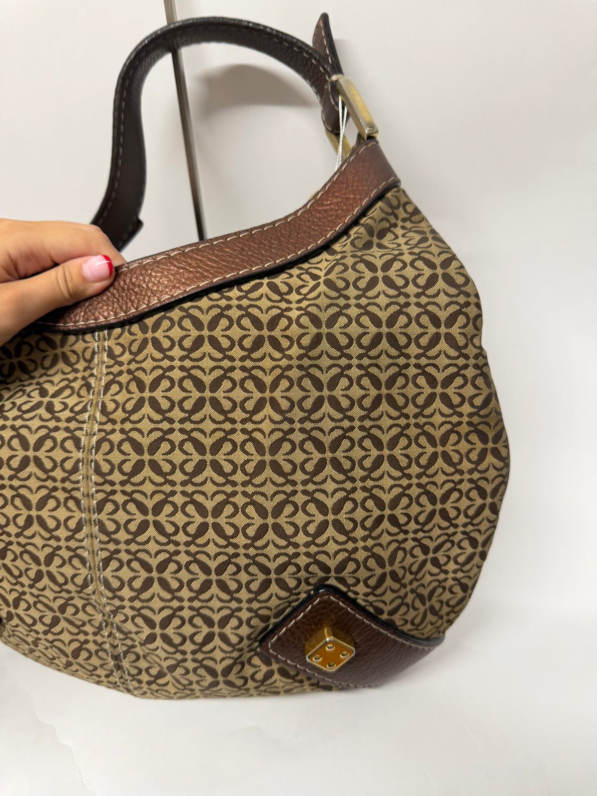 Loewe Anagram safari New Road Hobo Lona Beige
