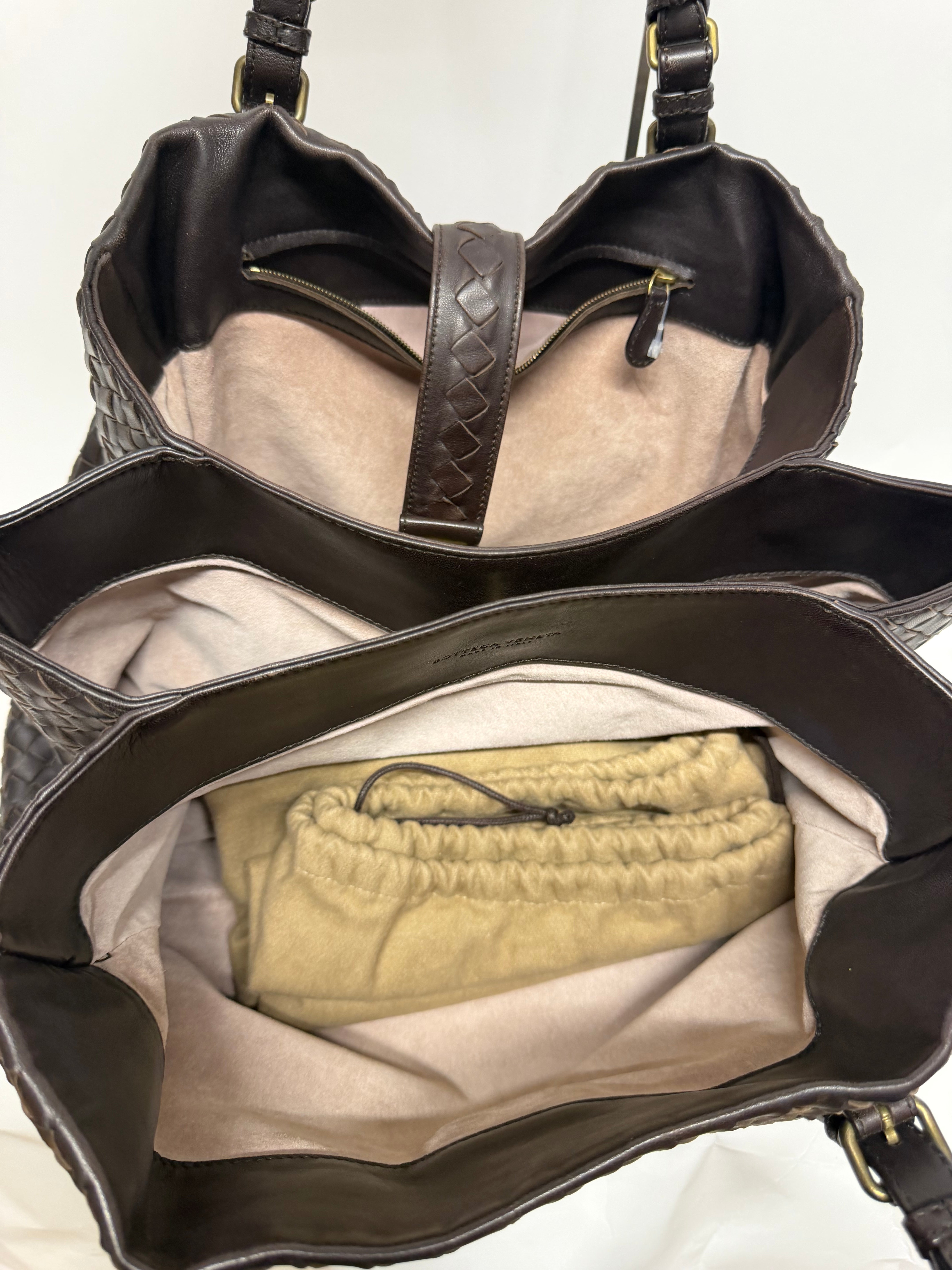 Bottega Veneta Roma Intrecciato Piel Marrón