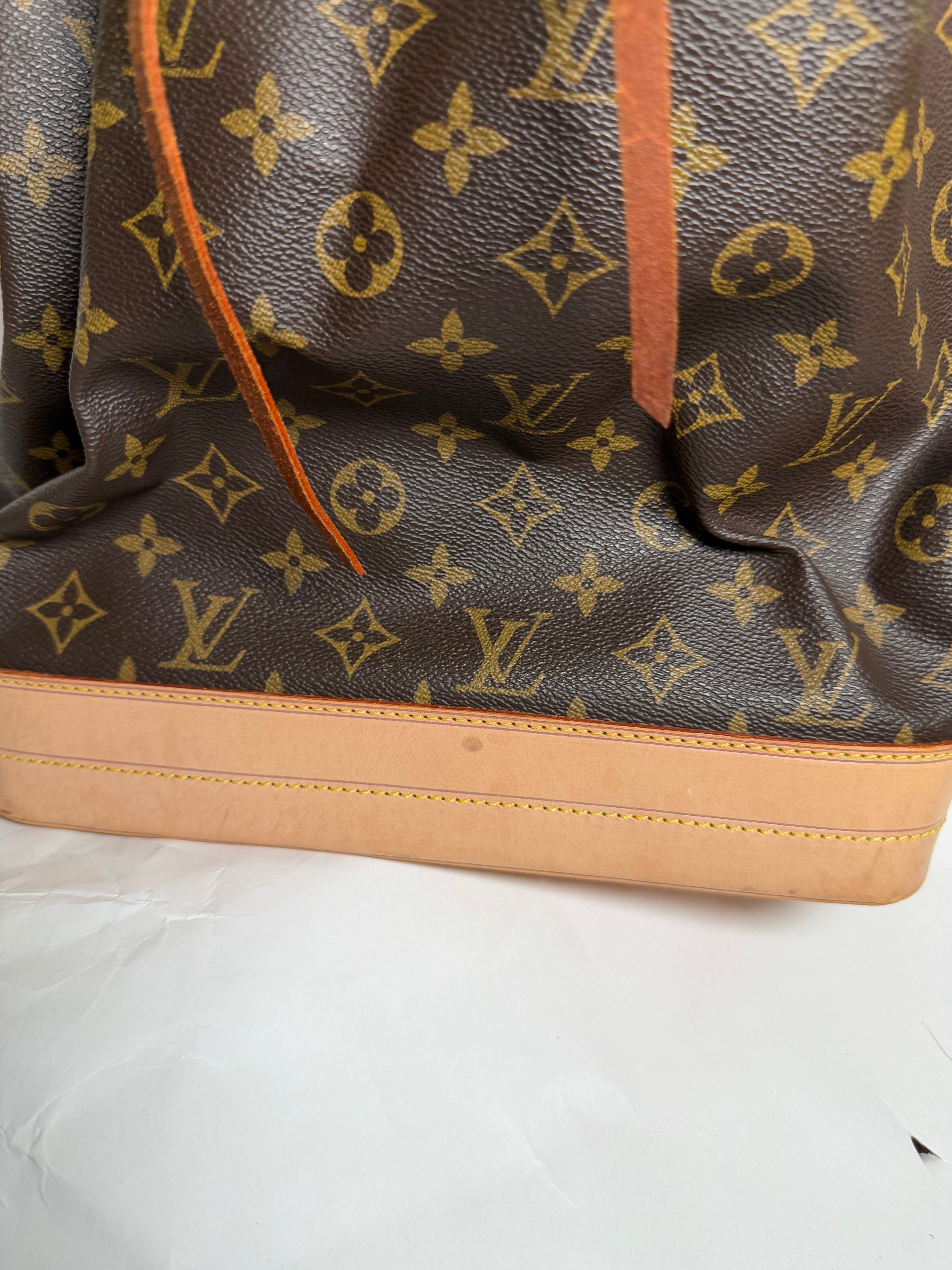 Louis Vuitton Noé clásico grande Monogram