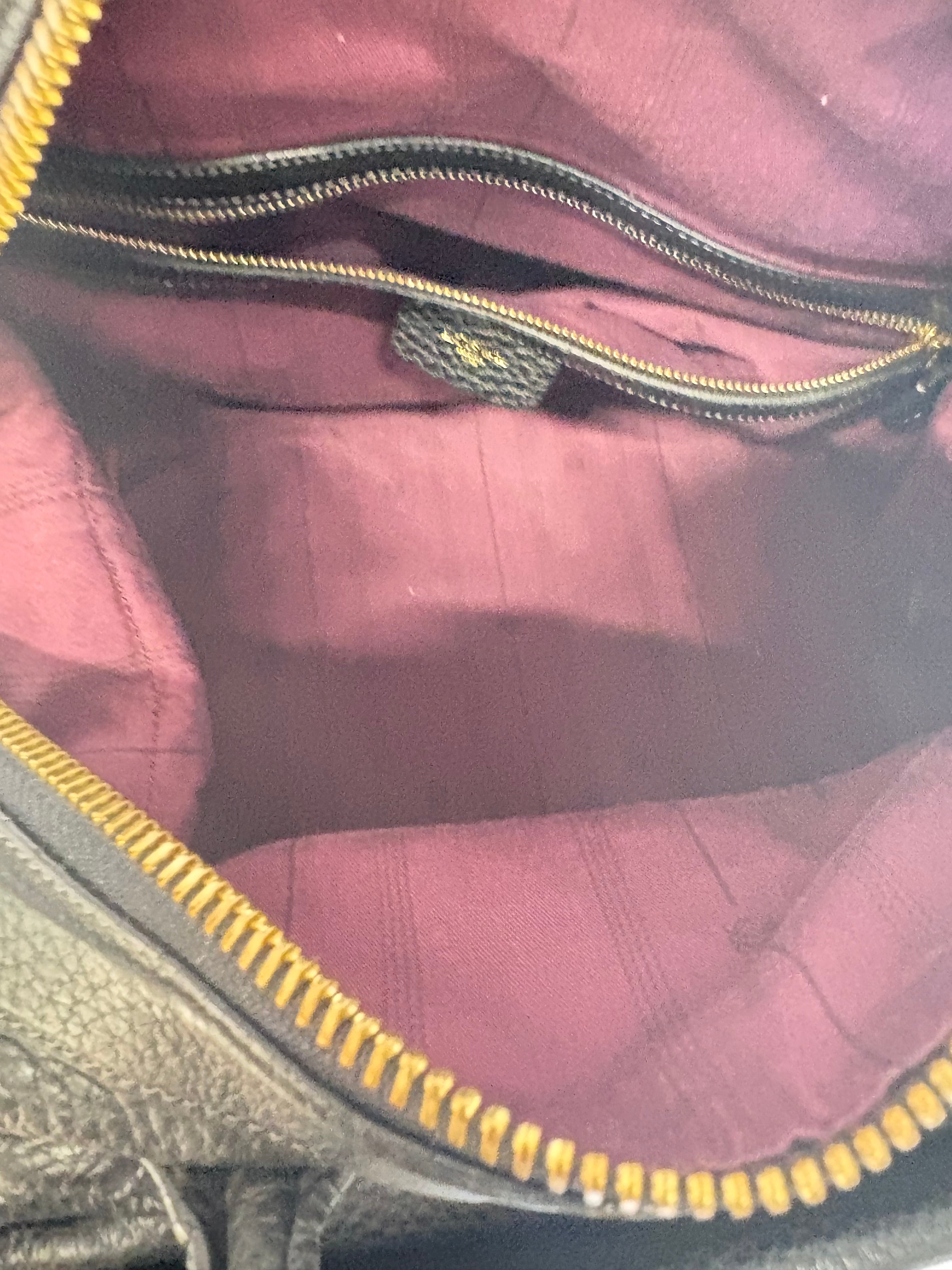 LOEWE Boston Bag Ostrich Pocket Edition Medium Black