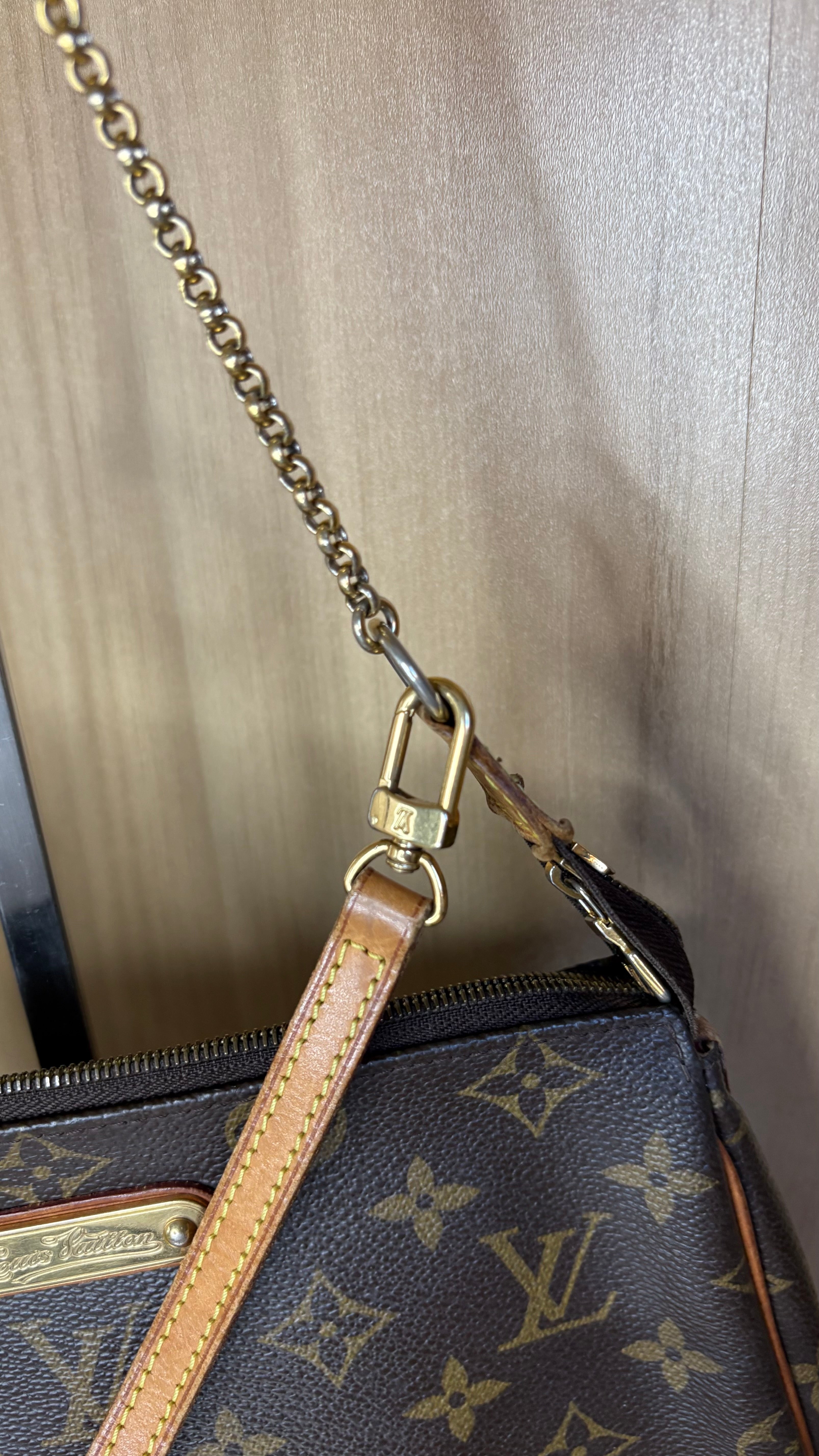 Louis Vuitton Pochette EVA