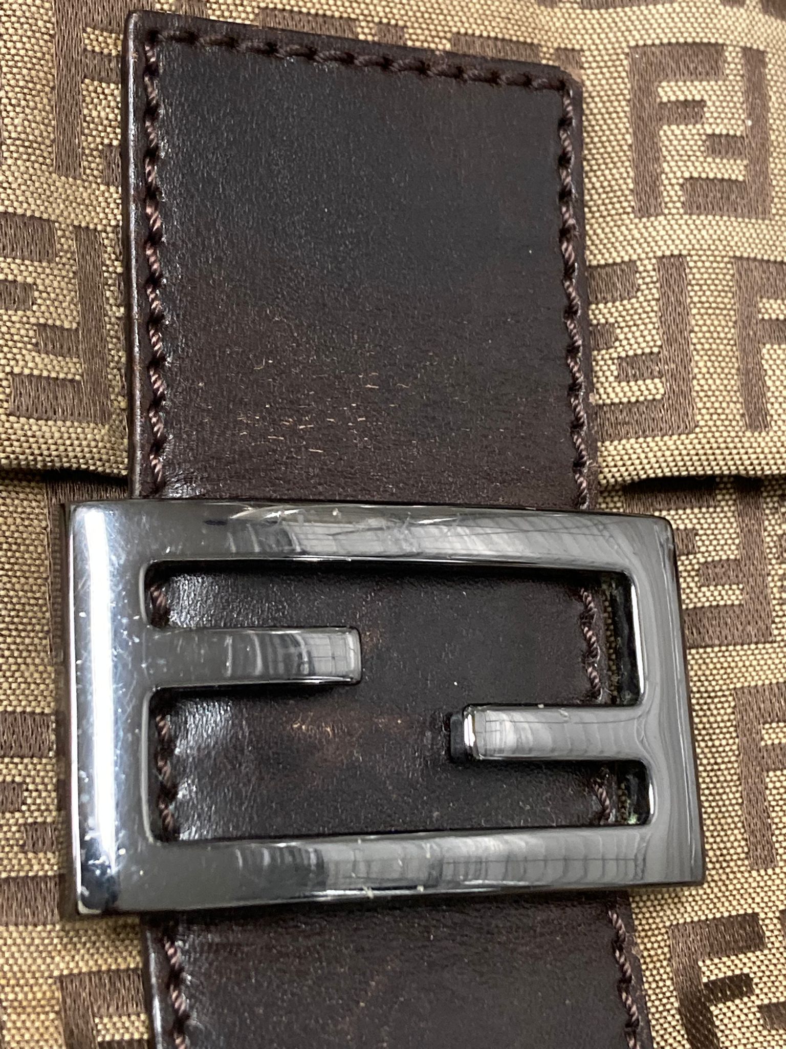 Fendi baguette marrón vintage