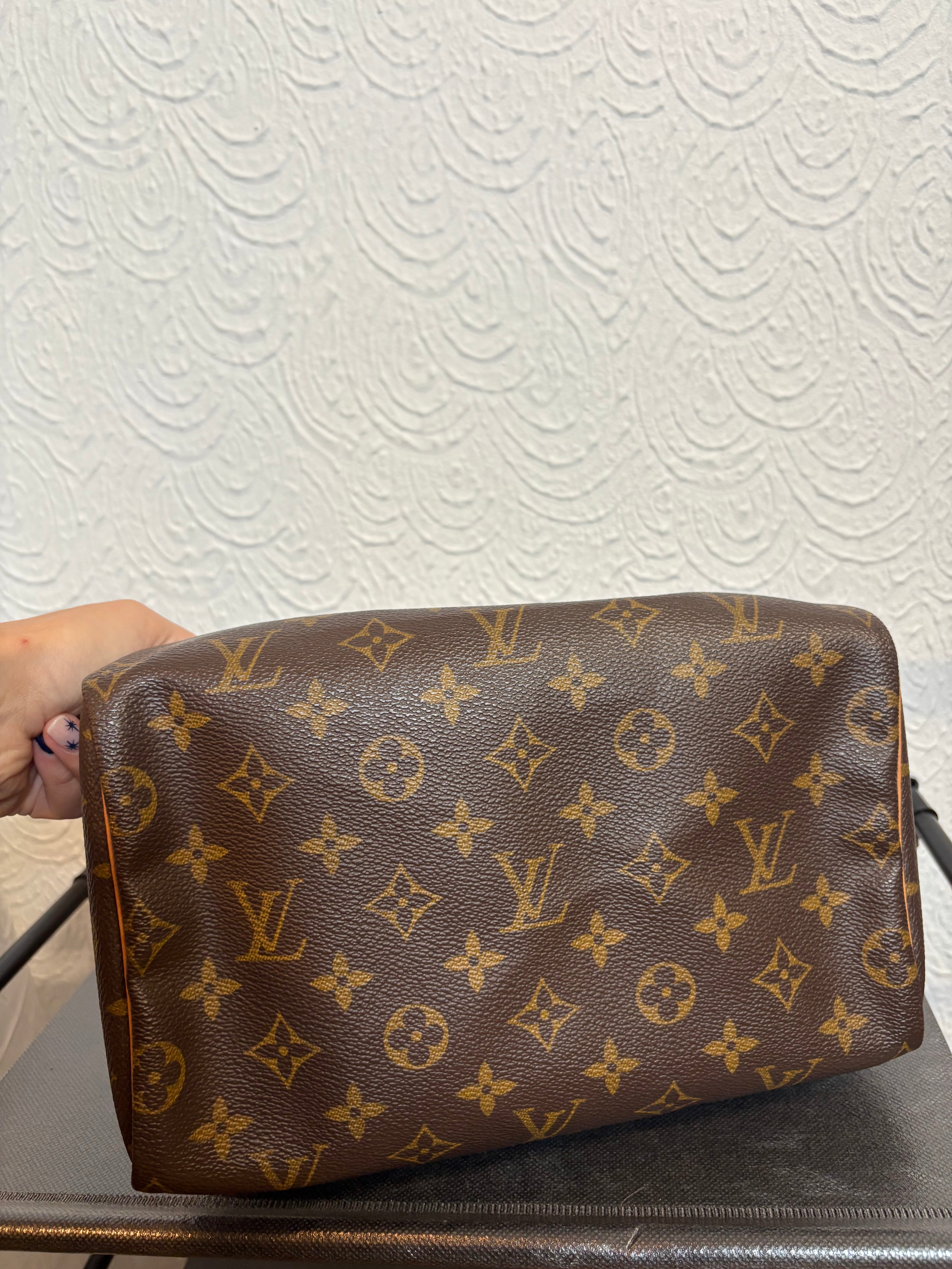 Louis Vuitton speedy 25 canvas monogram SP0030