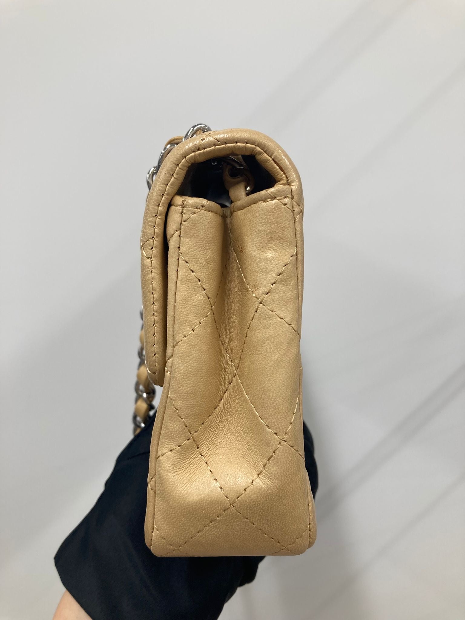 Chanel Single flap beige y plata