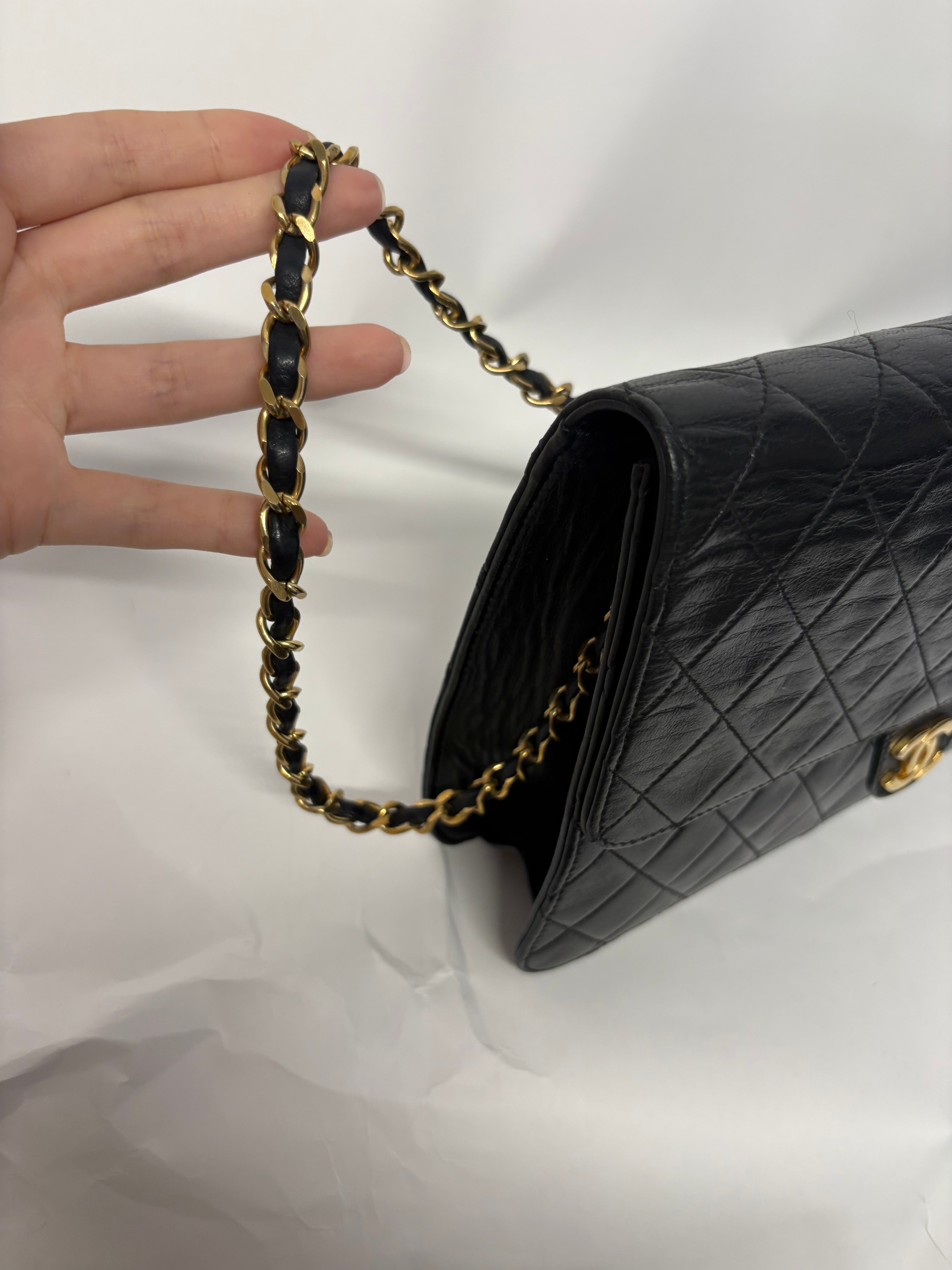 Chanel Timeless Matelassé Single Flap negra