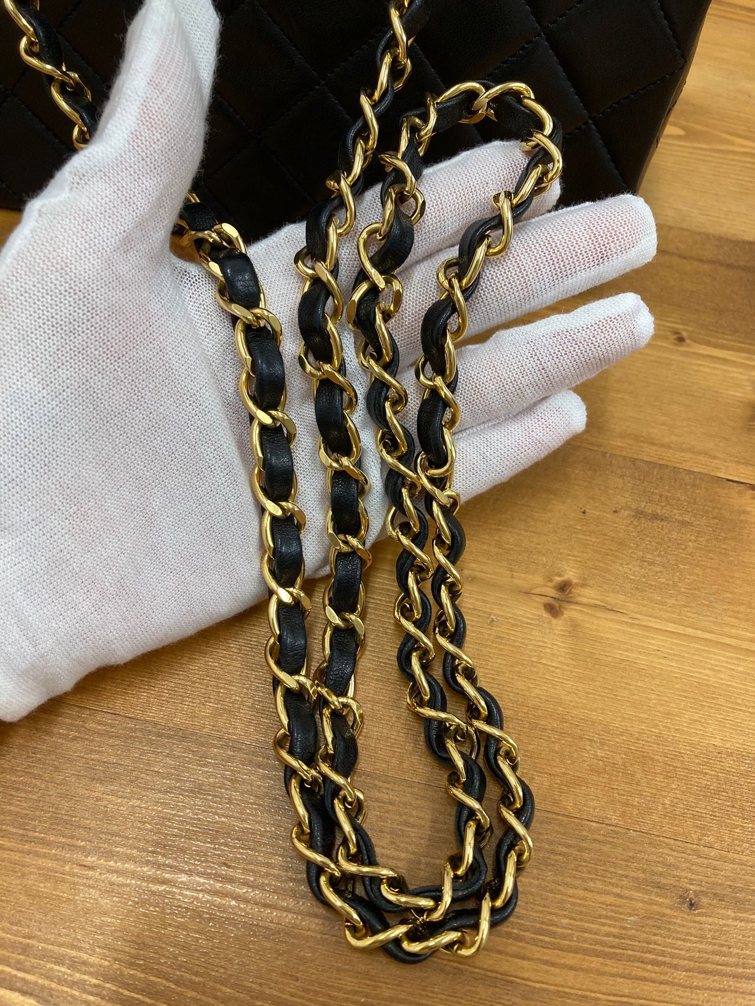 Chanel timeless 20 vintage