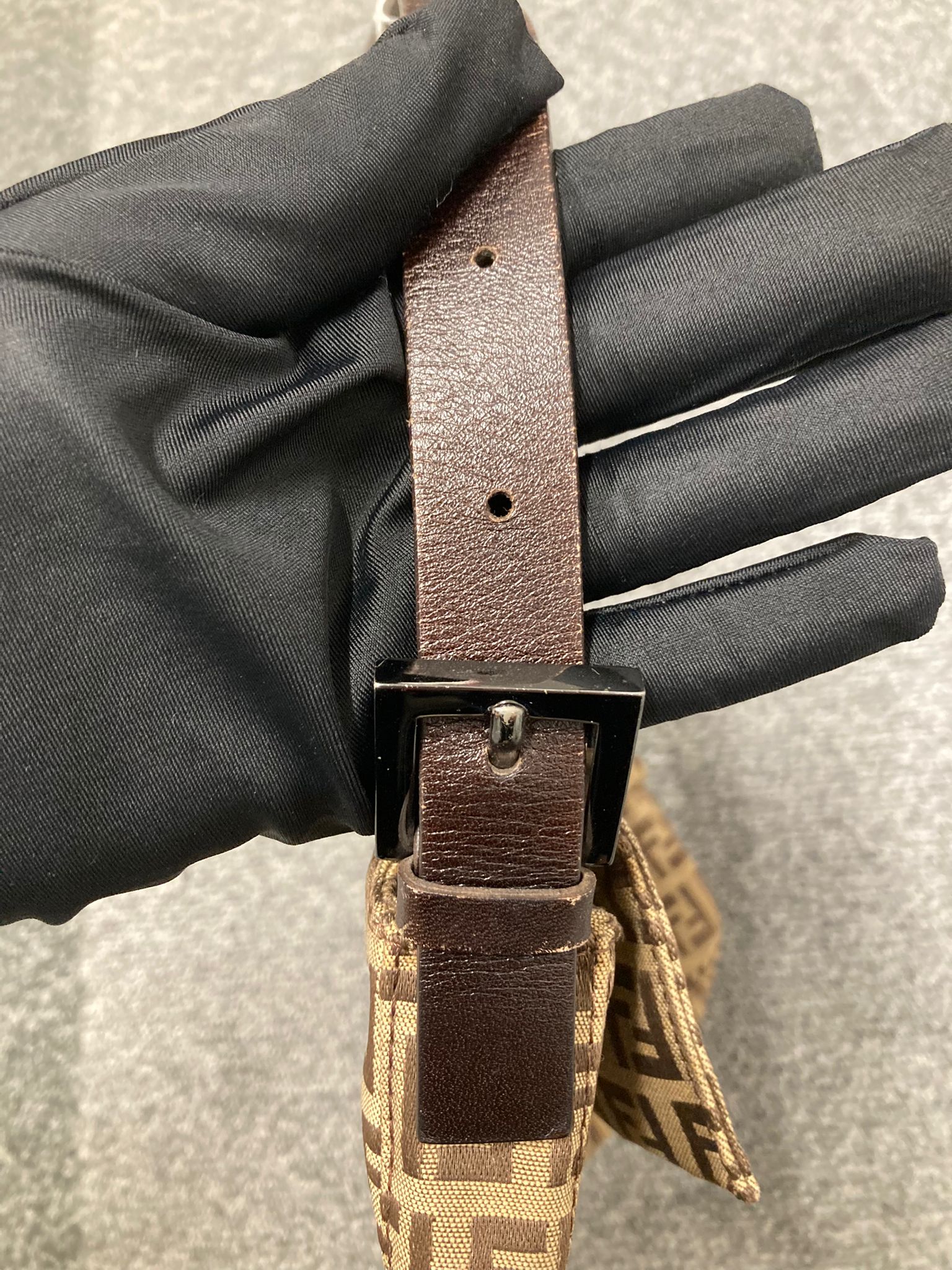 Fendi baguette marrón vintage