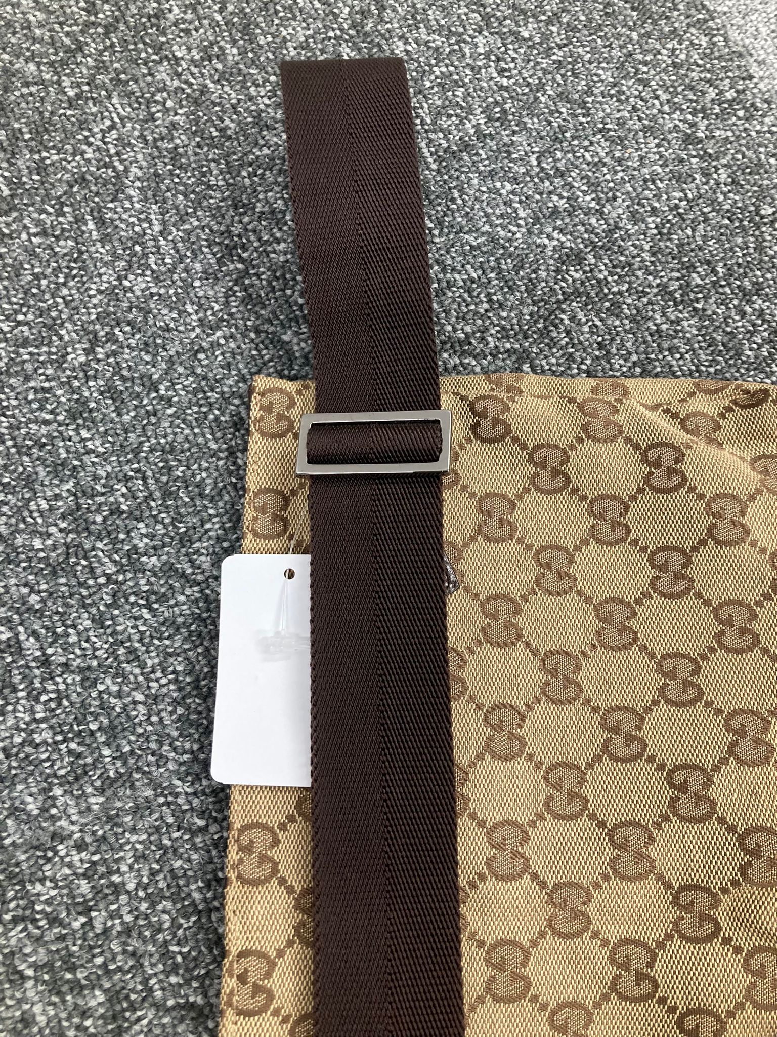 Riñonera Gucci gg canvas marrón