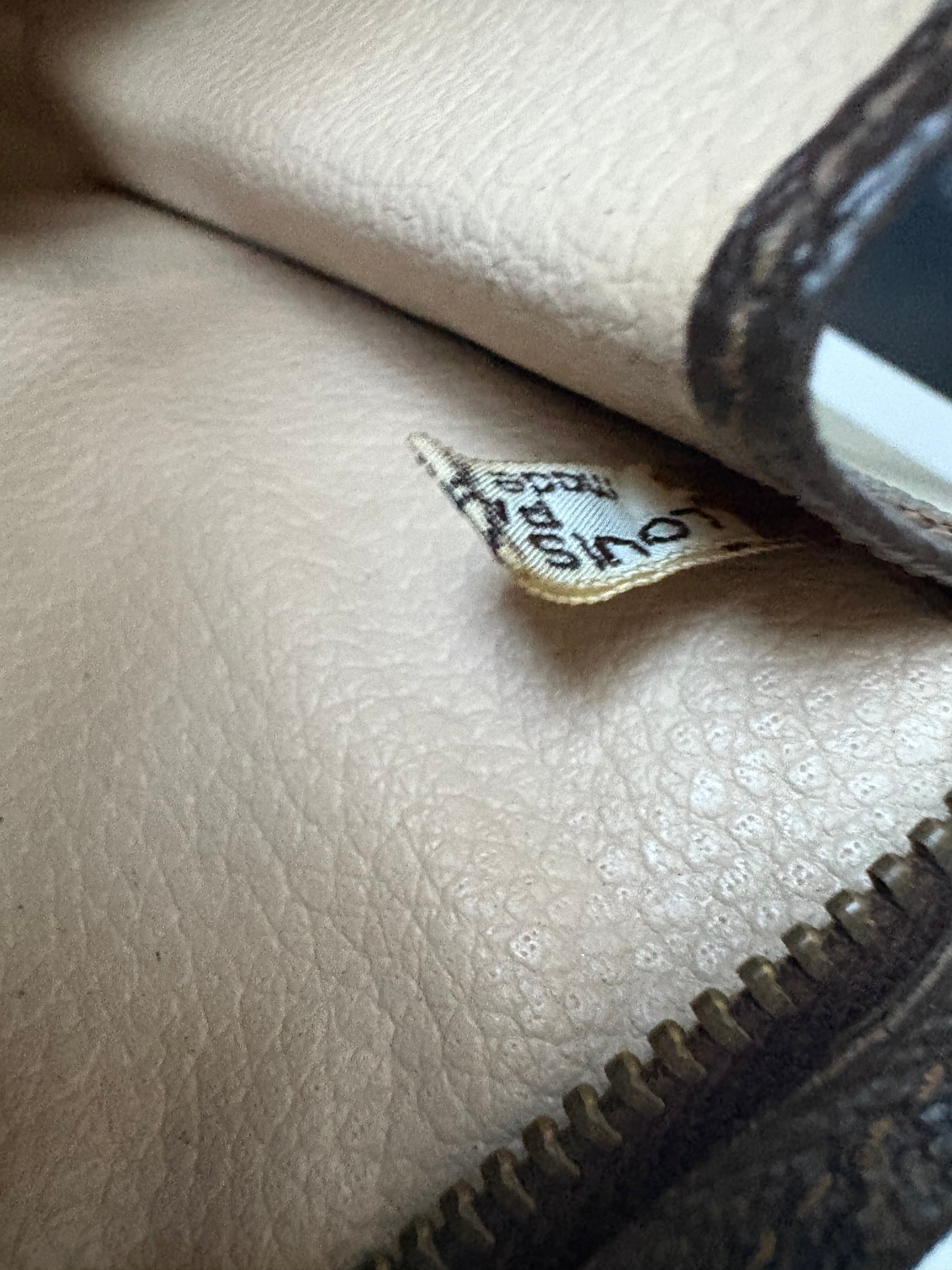 Louis Vuitton Pochette Toilette 26 Monogram – neceser vintage de colección