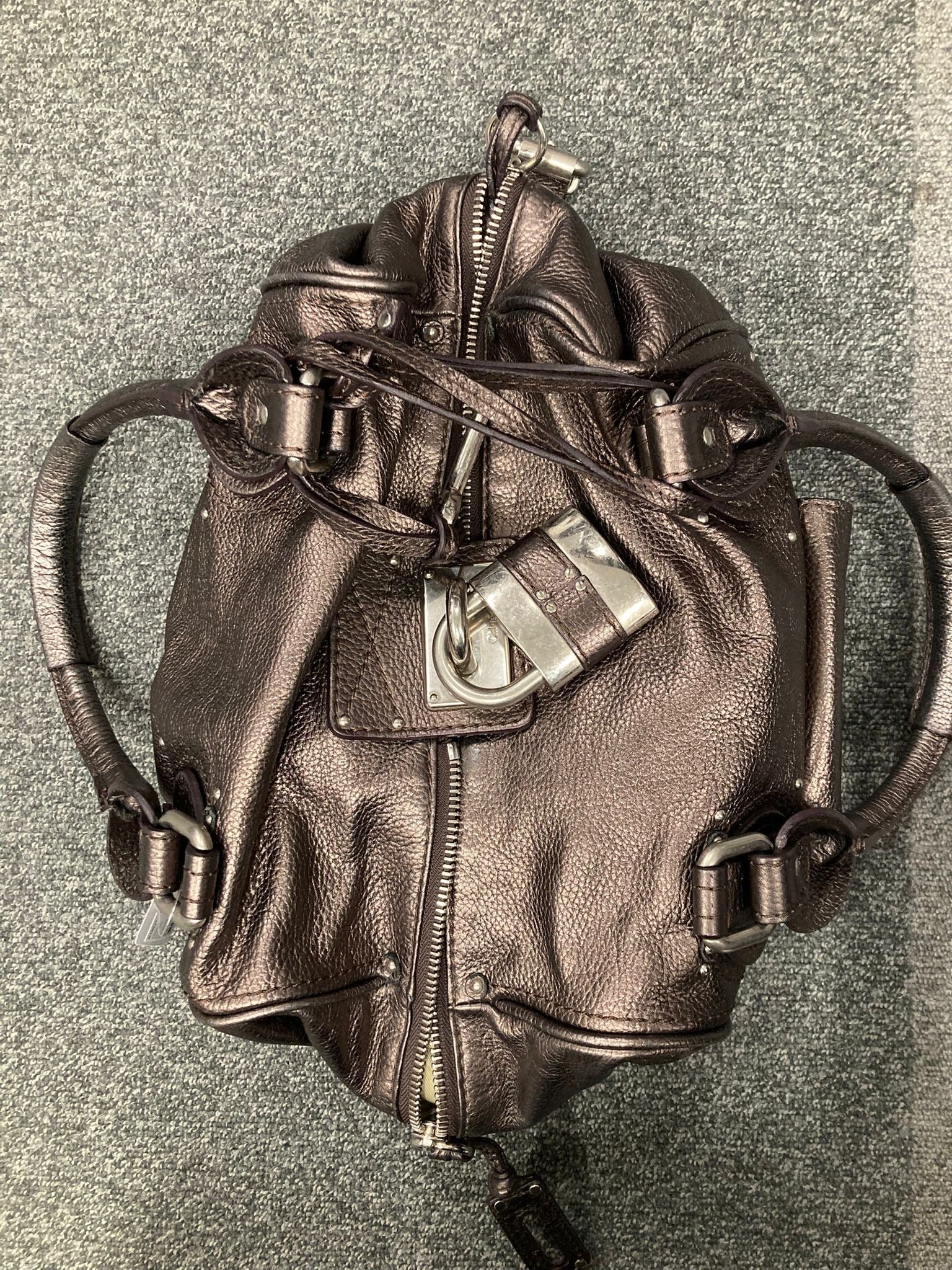 Chloé Paddington Metallic – Piel bronce
