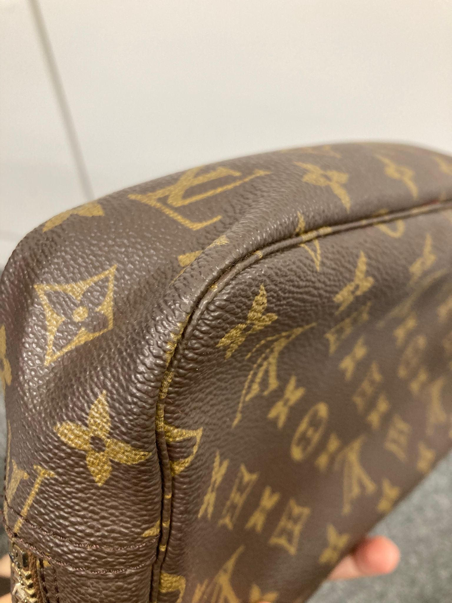 Louis Vuitton Trousse Toilette 23 – Canvas Monogram
