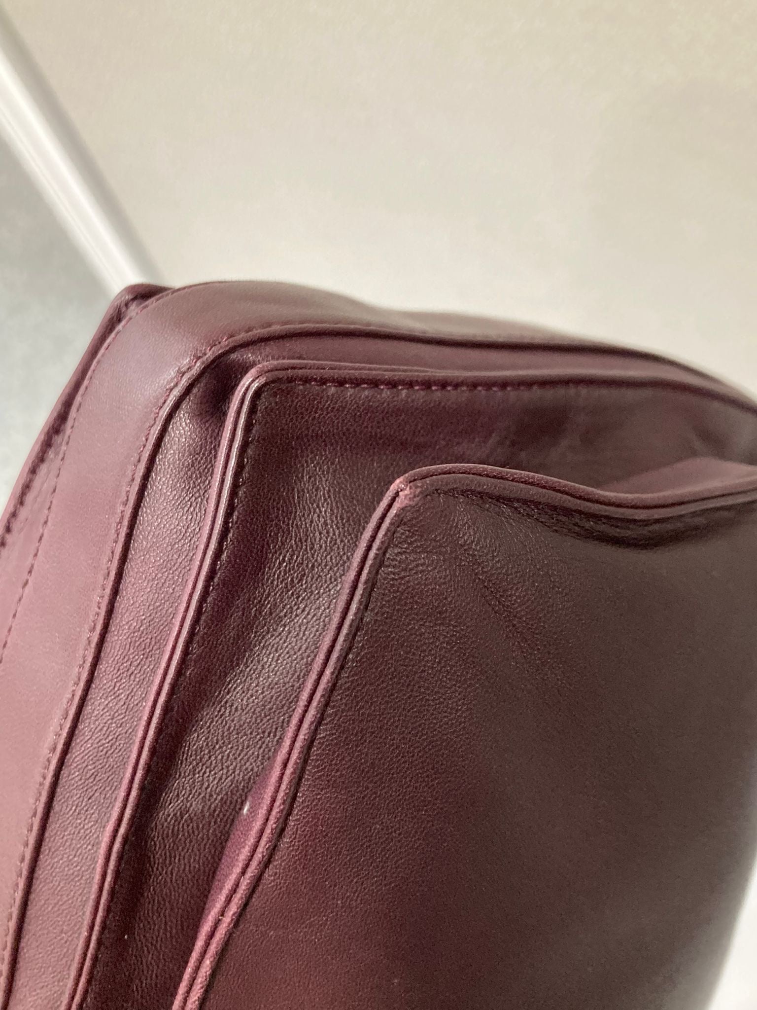 Loewe Flamenco Mediano burdeos Bandolera Piel Napa de Cordero