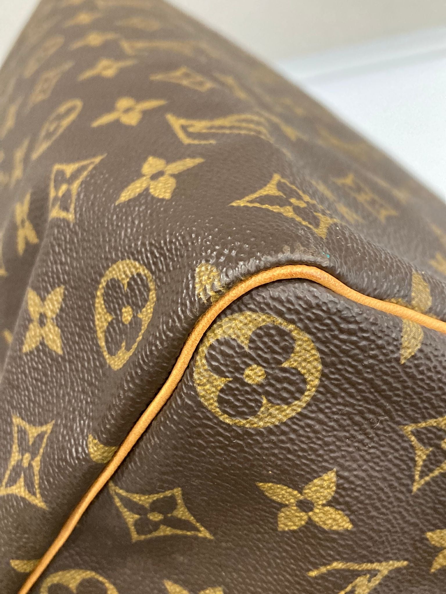 Louis Vuitton speedy 35 monogram canvas