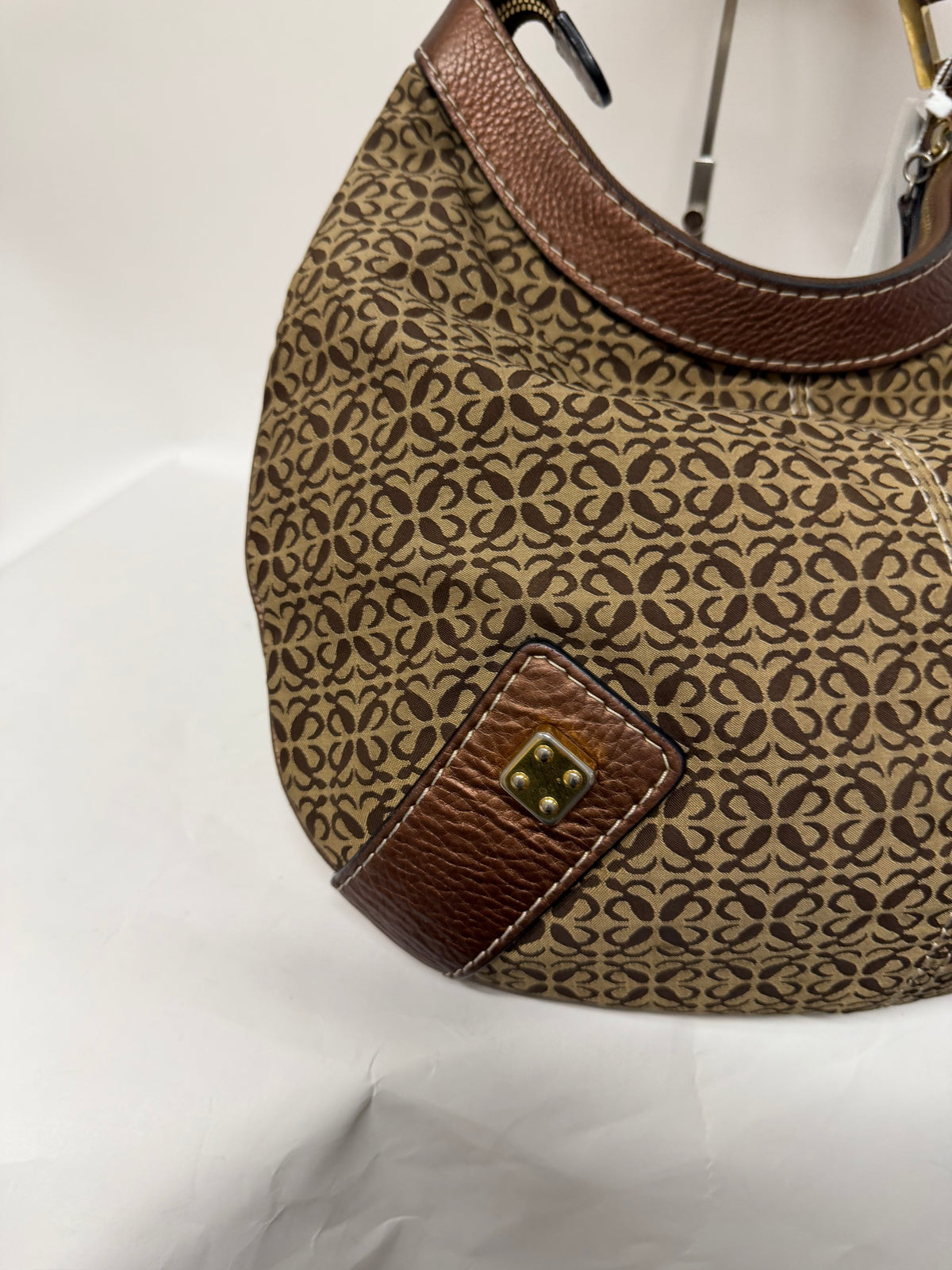 Loewe Anagram safari New Road Hobo Lona Beige