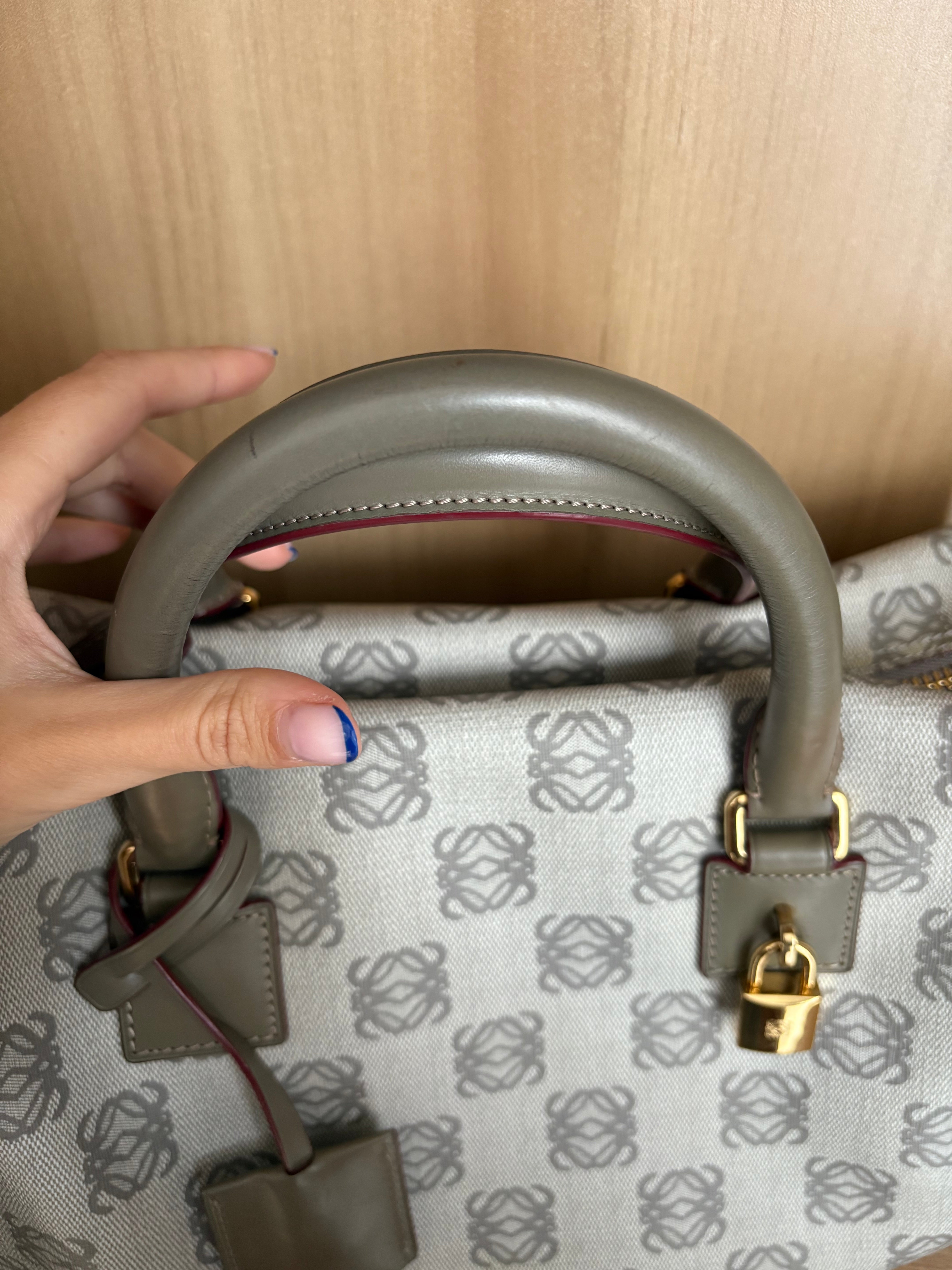 Loewe Amazona 35 en Verde Caqui – Vintage