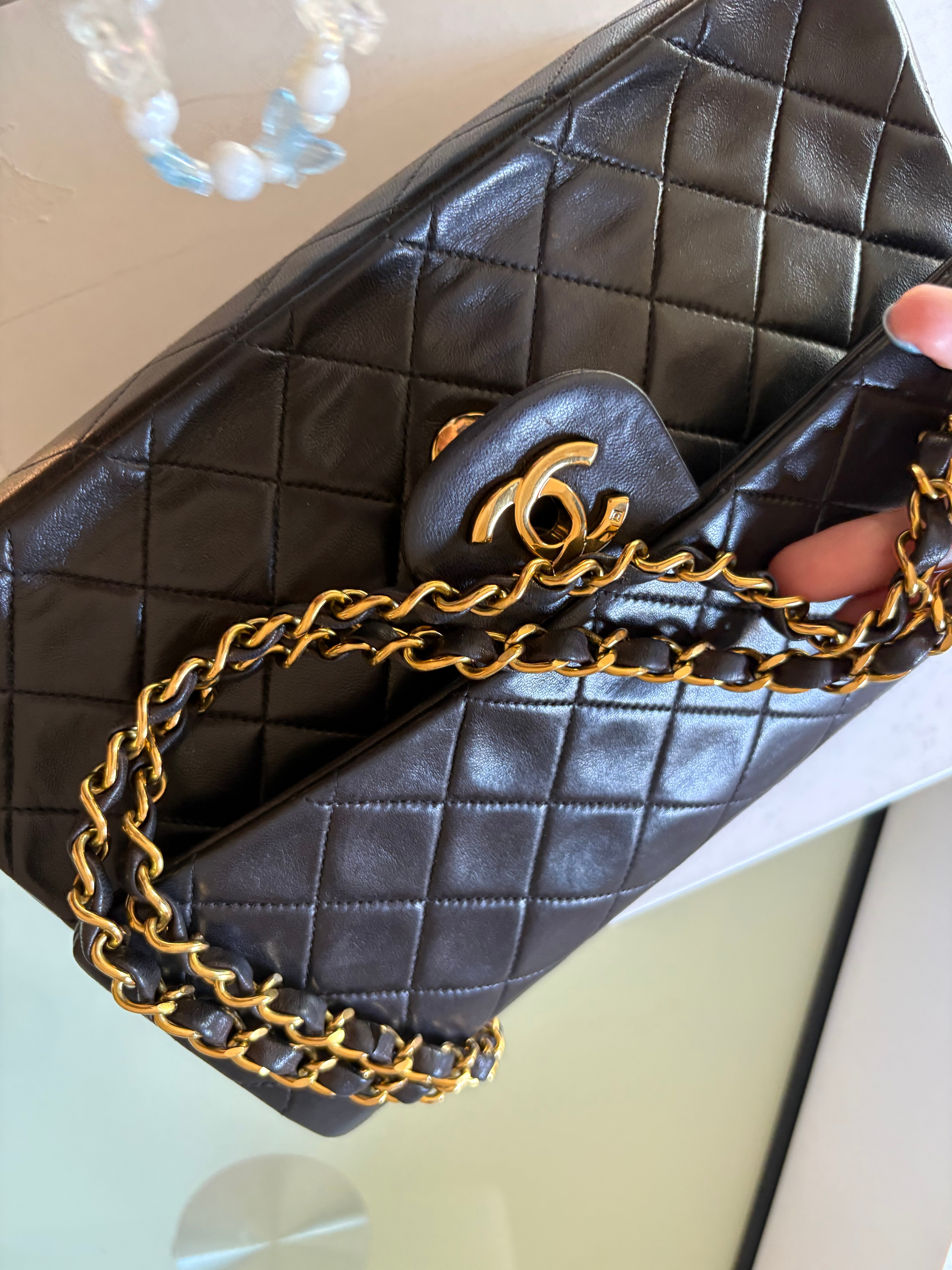Chanel Timeless Classic Flap Medium 25 Double Flap Negro Lambskin