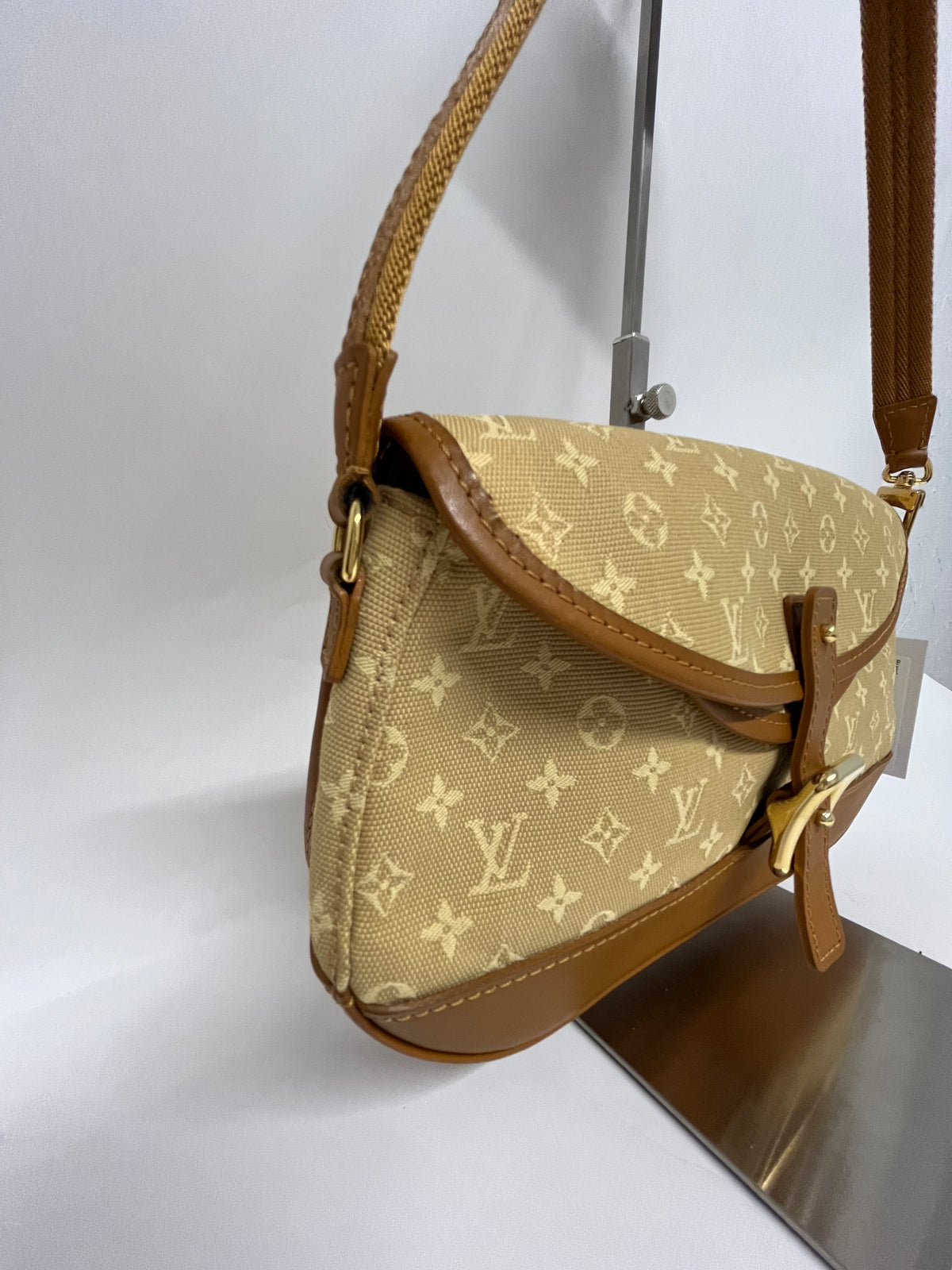 Louis Vuitton Marjorie Mini Lin Monogram Beige