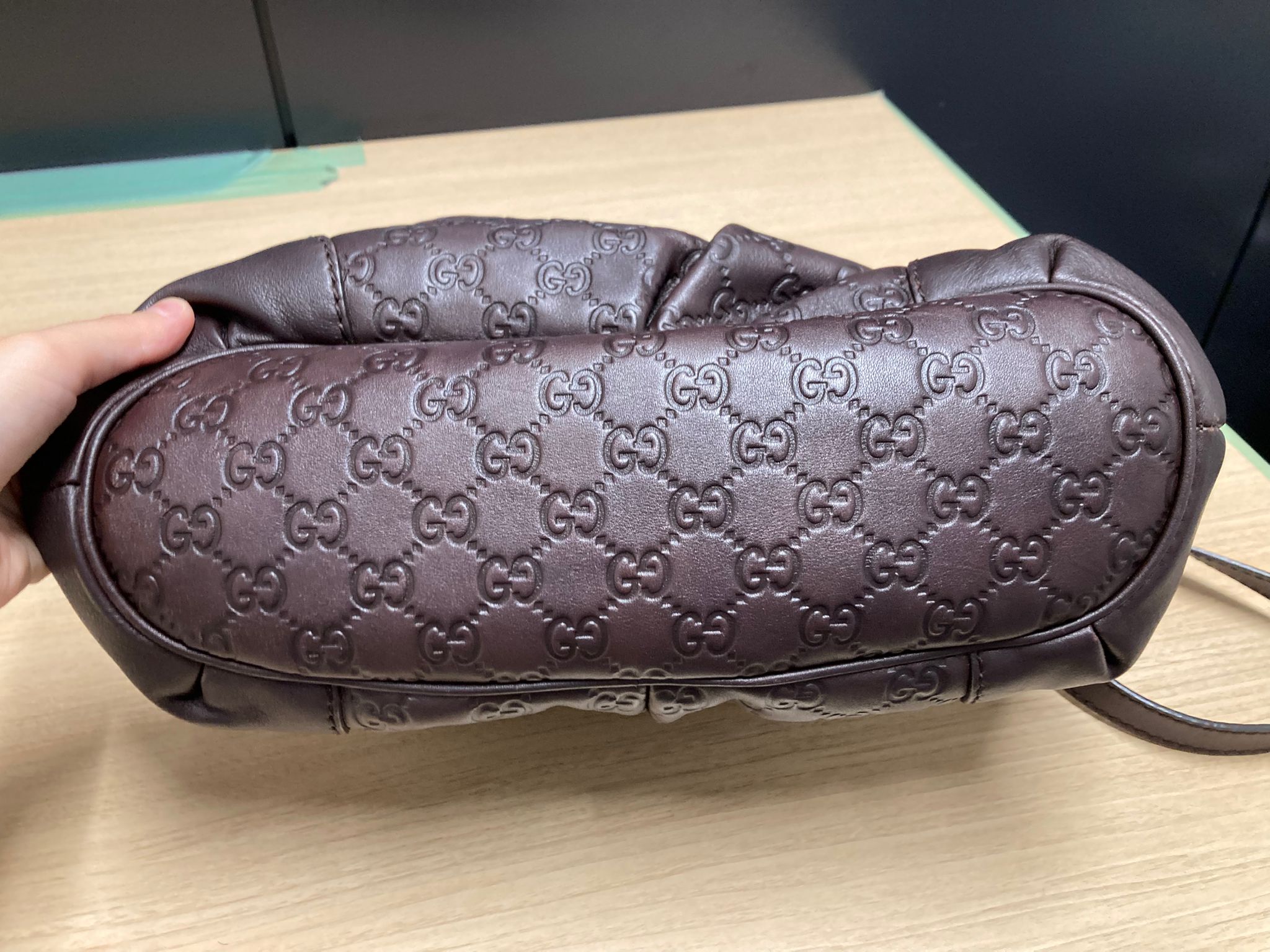 GUCCI GG Guccissima 2Way – Piel marrón chocolate Y bandolera