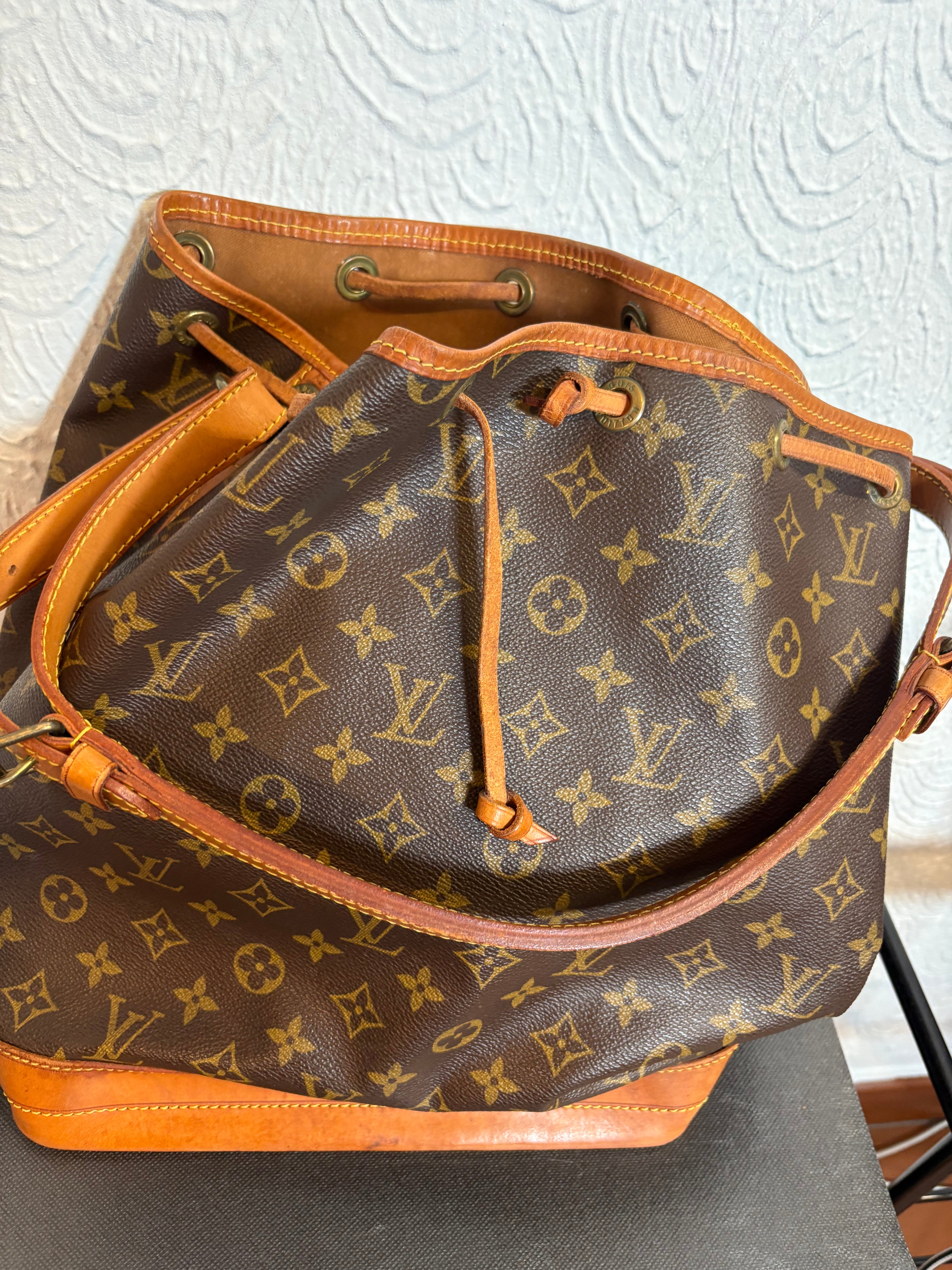 Louis Vuitton noè clásico vintage canvas monogram
