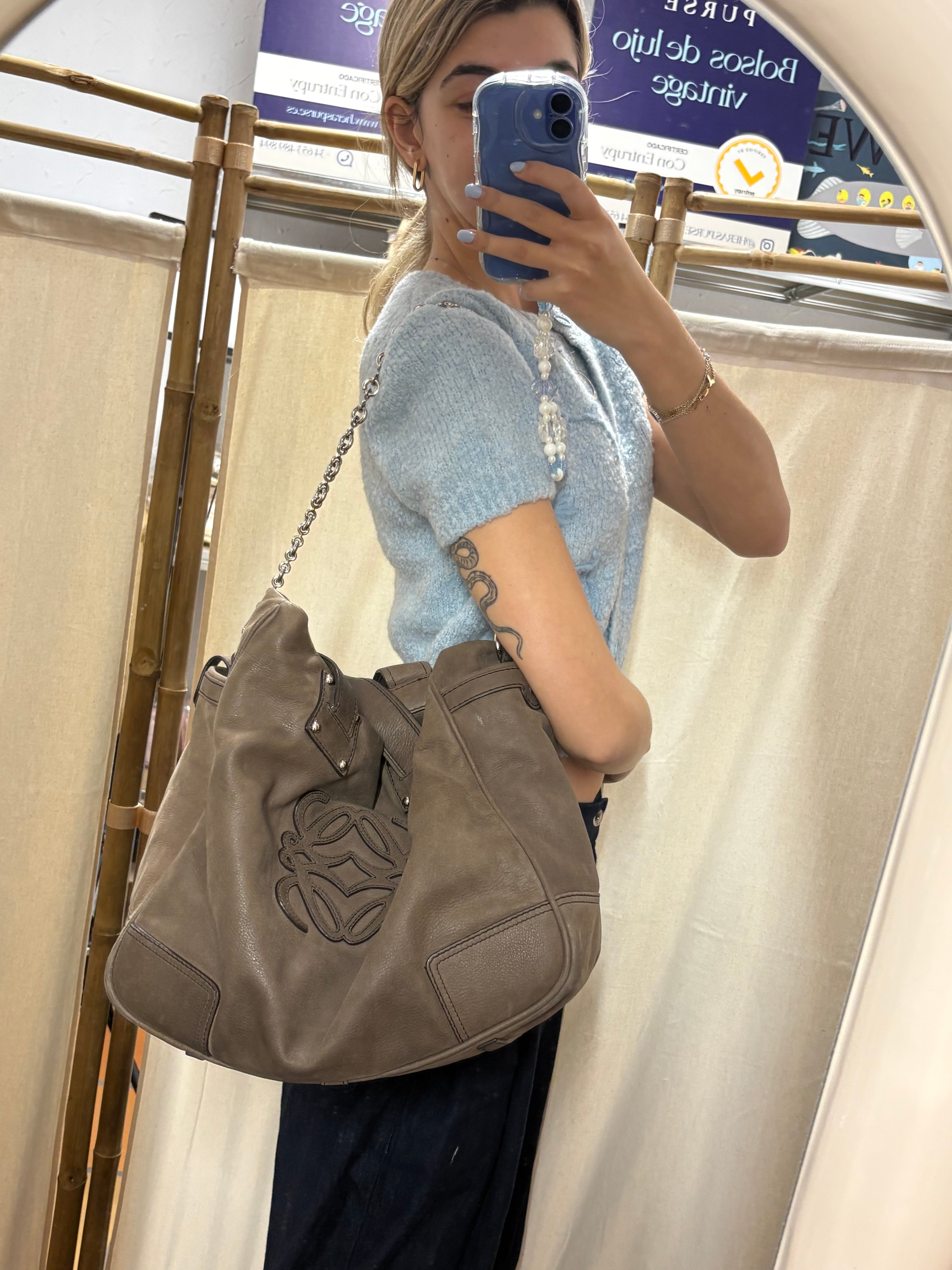 Loewe Tote Grande Piel Taupe Anagram con correa borlas extra