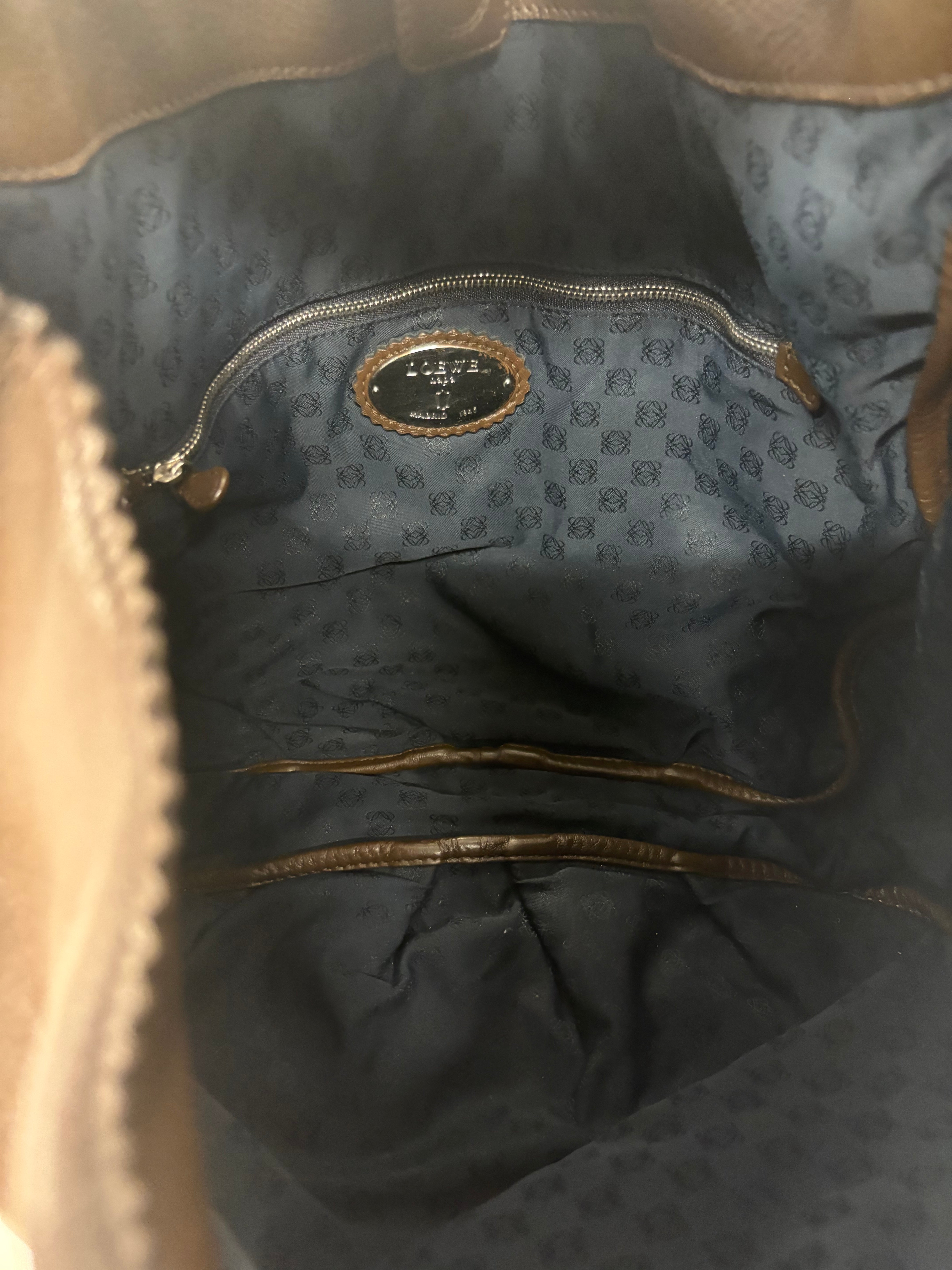 Loewe hobo vintage marron con cartera incluida