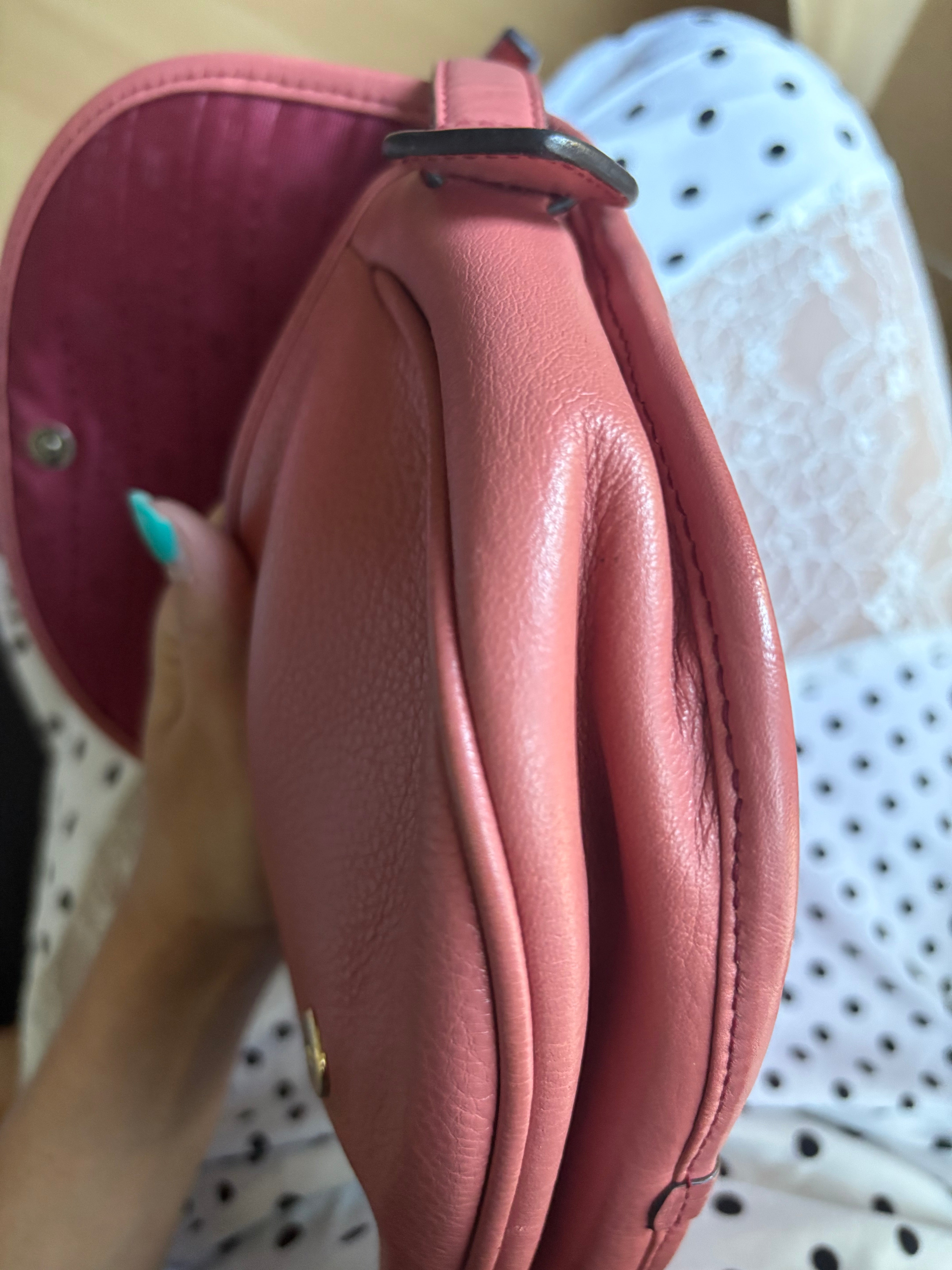 Loewe Heritage Bandolera Rosa