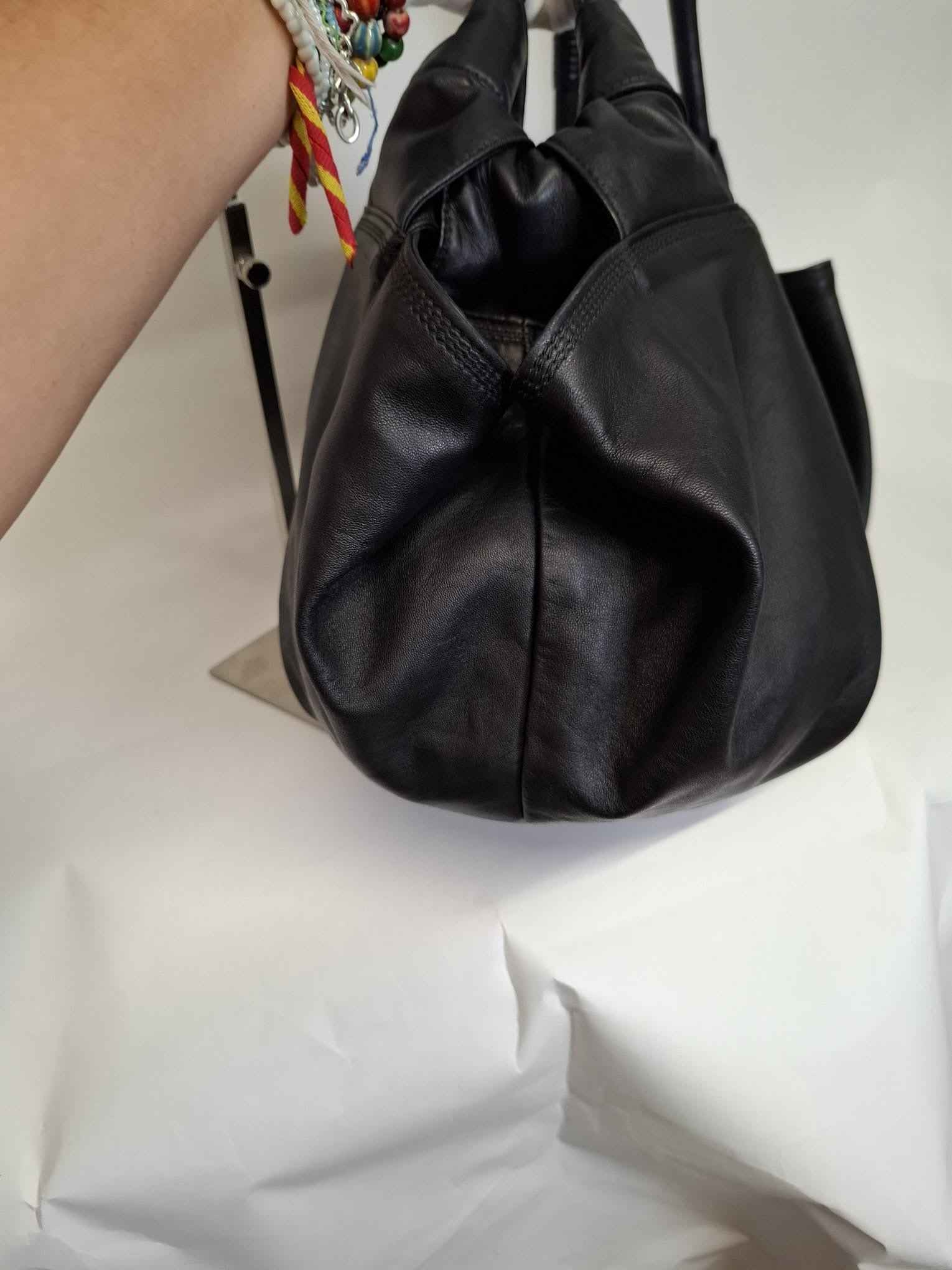 Loewe Nappa Aire Mediano Negro