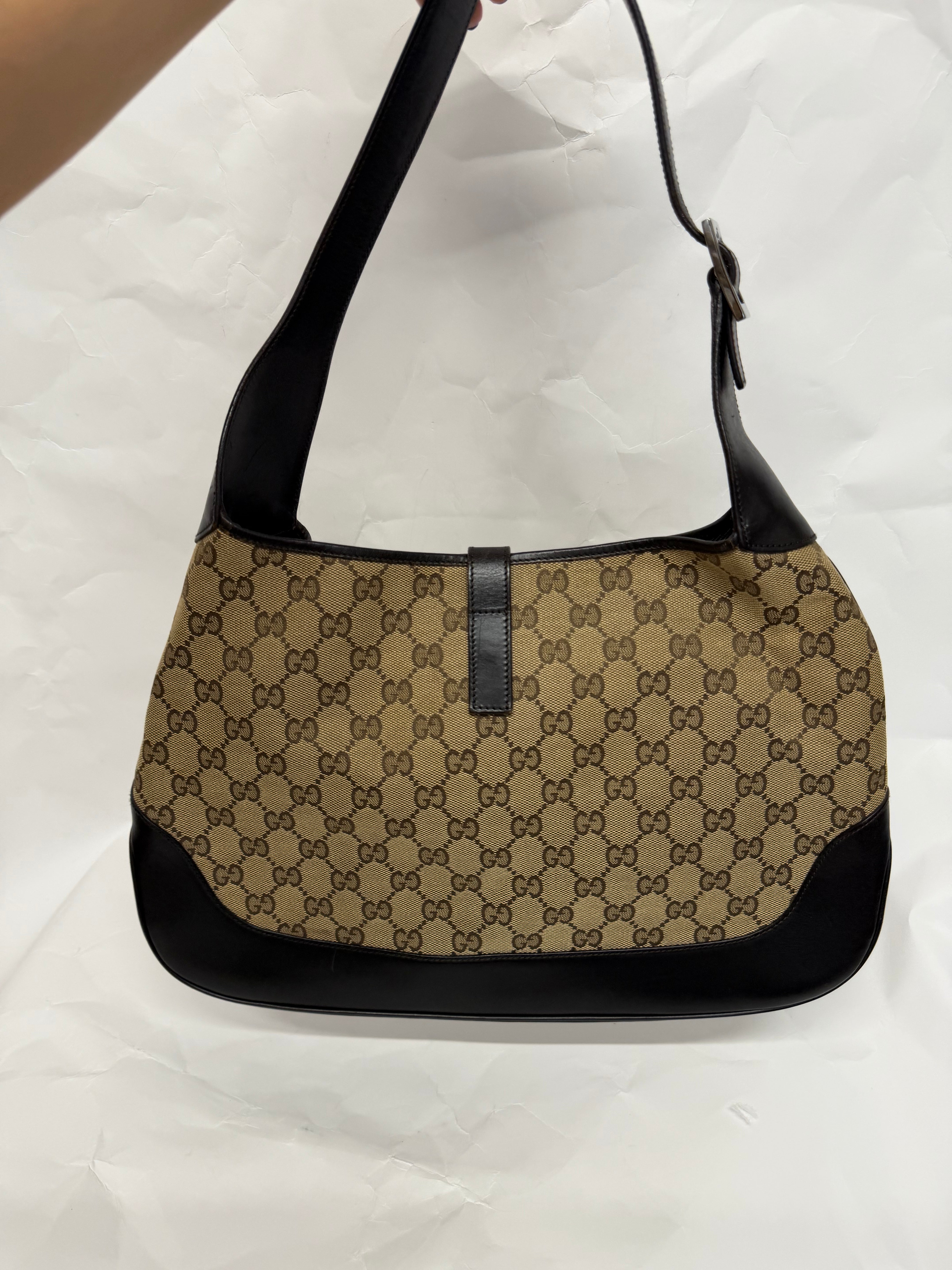 Gucci Jackie Grande Clásico Vintage | GG Canvas & Piel Marrón Oscuro