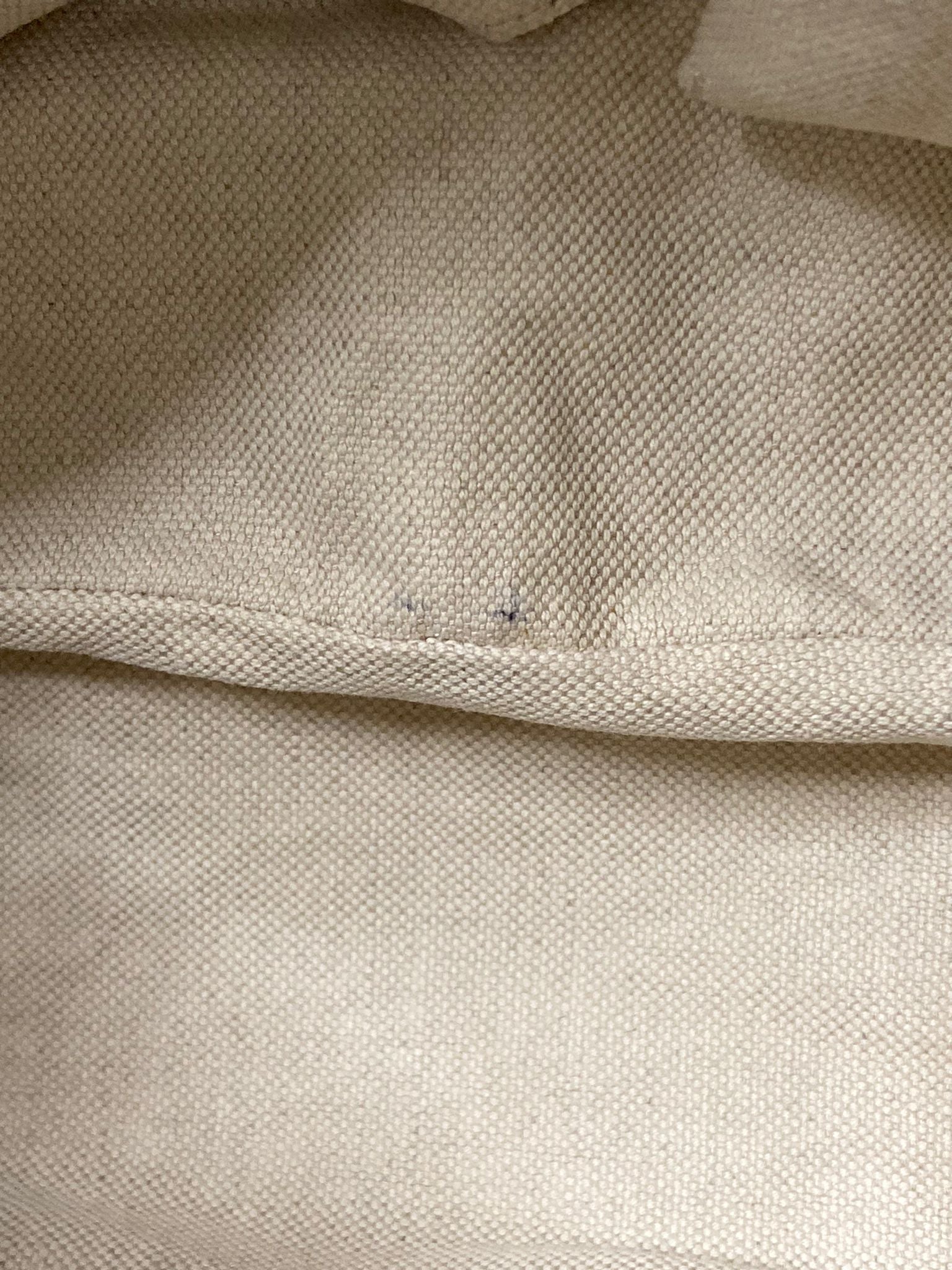 Gucci GG Canvas 2Way Bag en beige y dorado con bandolera