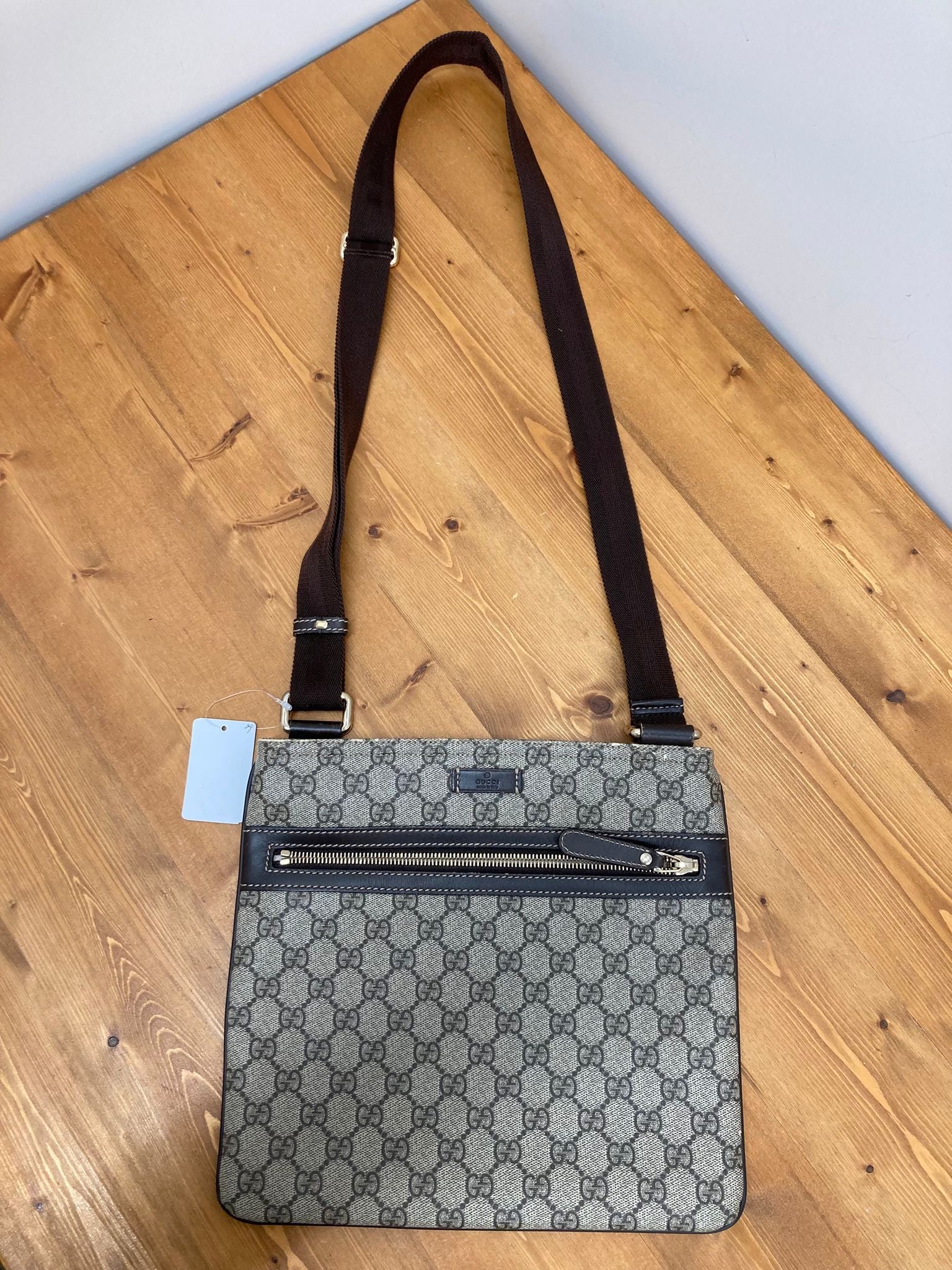 Gucci bandolera canvas marrón