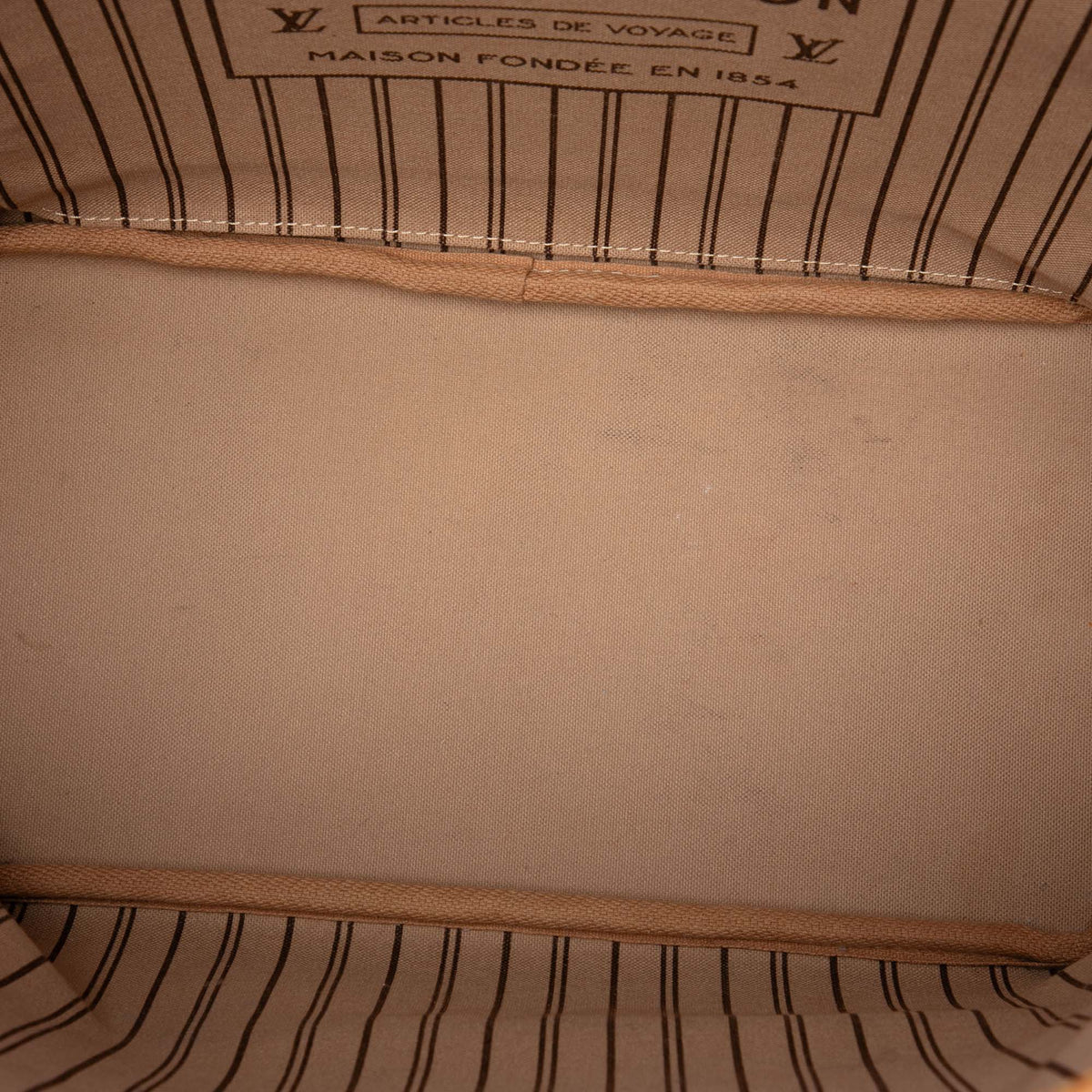 Louis Vuitton Neverfull MM Lona Monogram