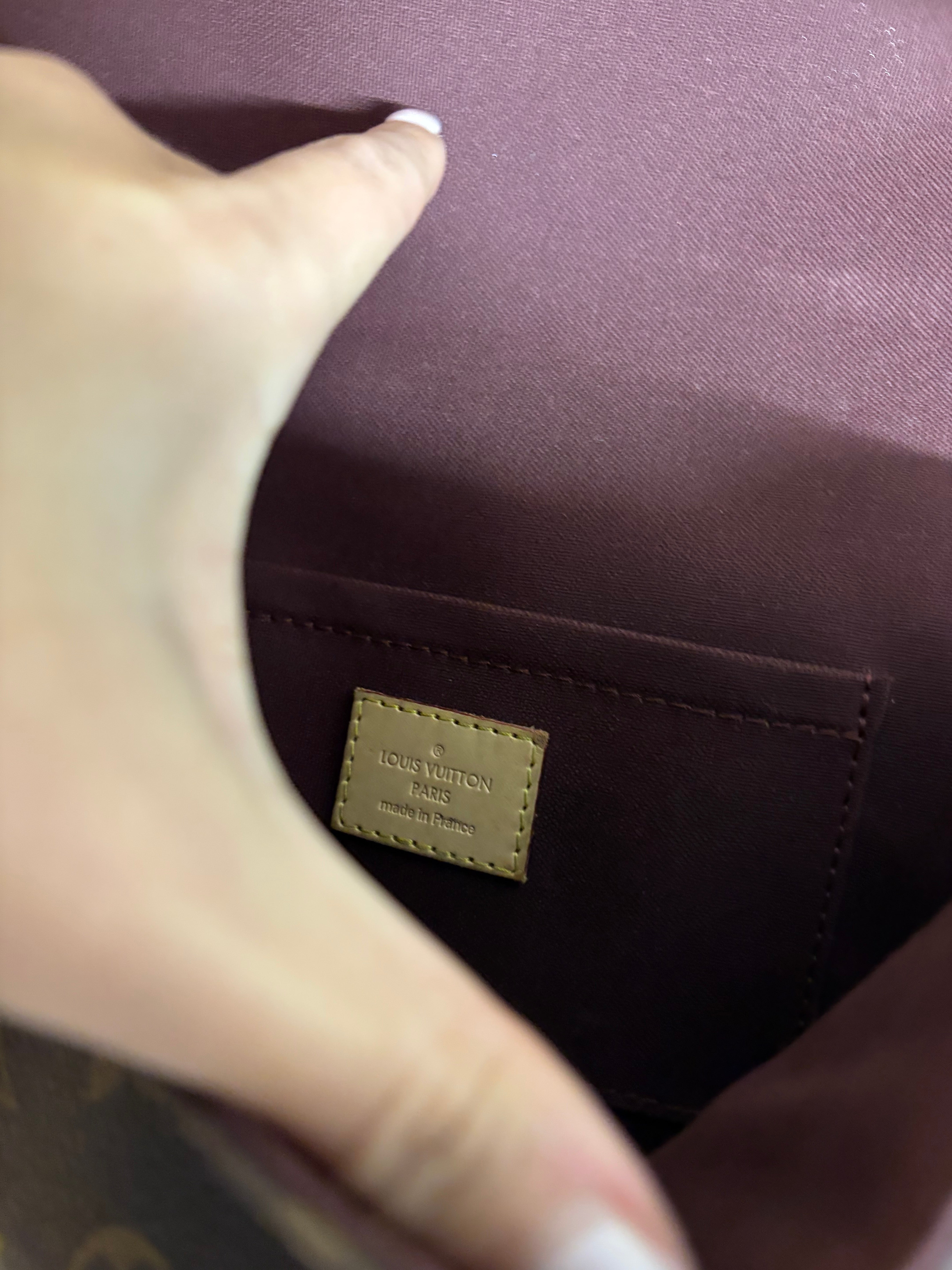 Louis Vuitton Favorite MM Monogram M40718