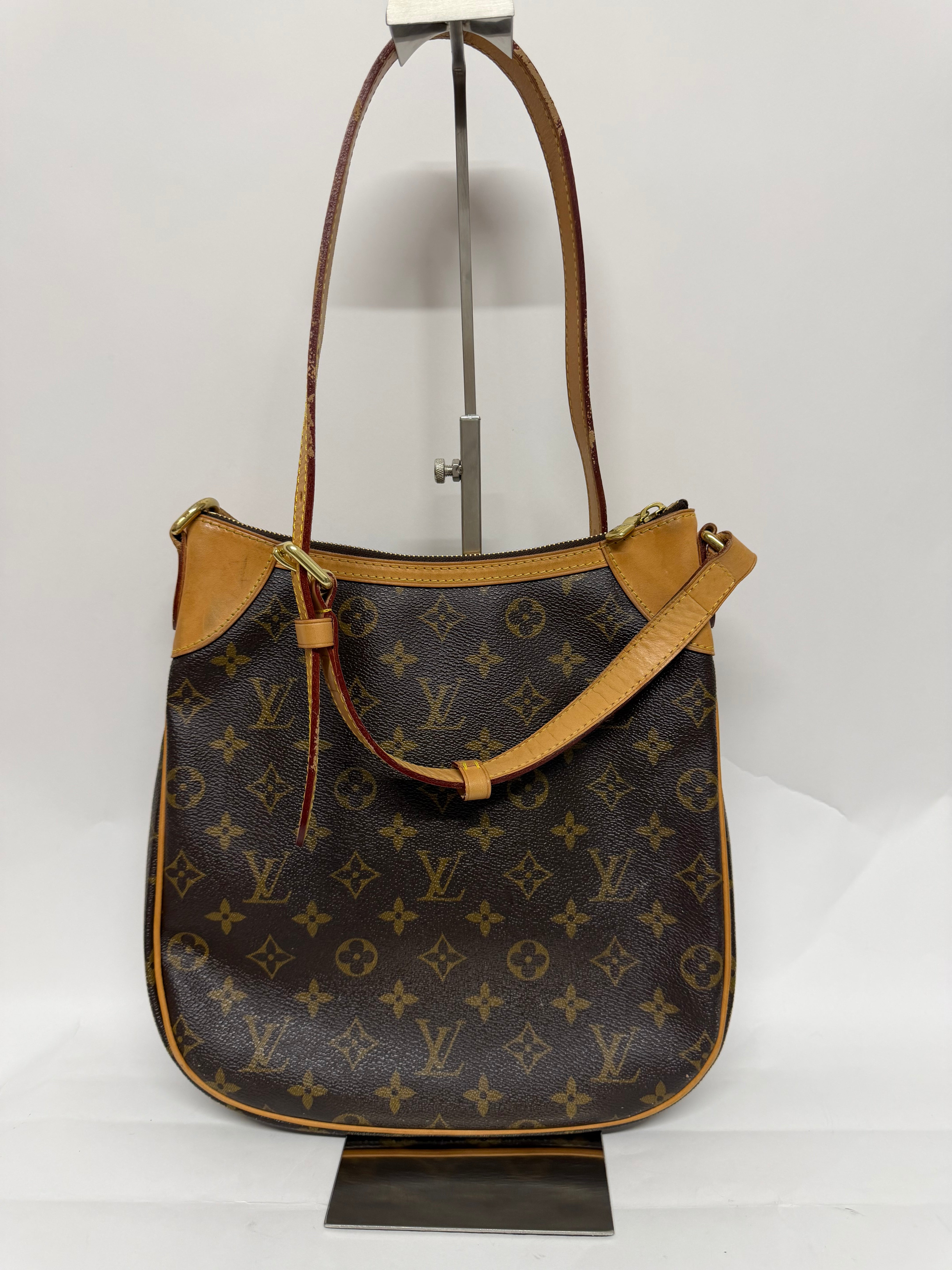 Louis Vuitton Odéon bandolera Monogram