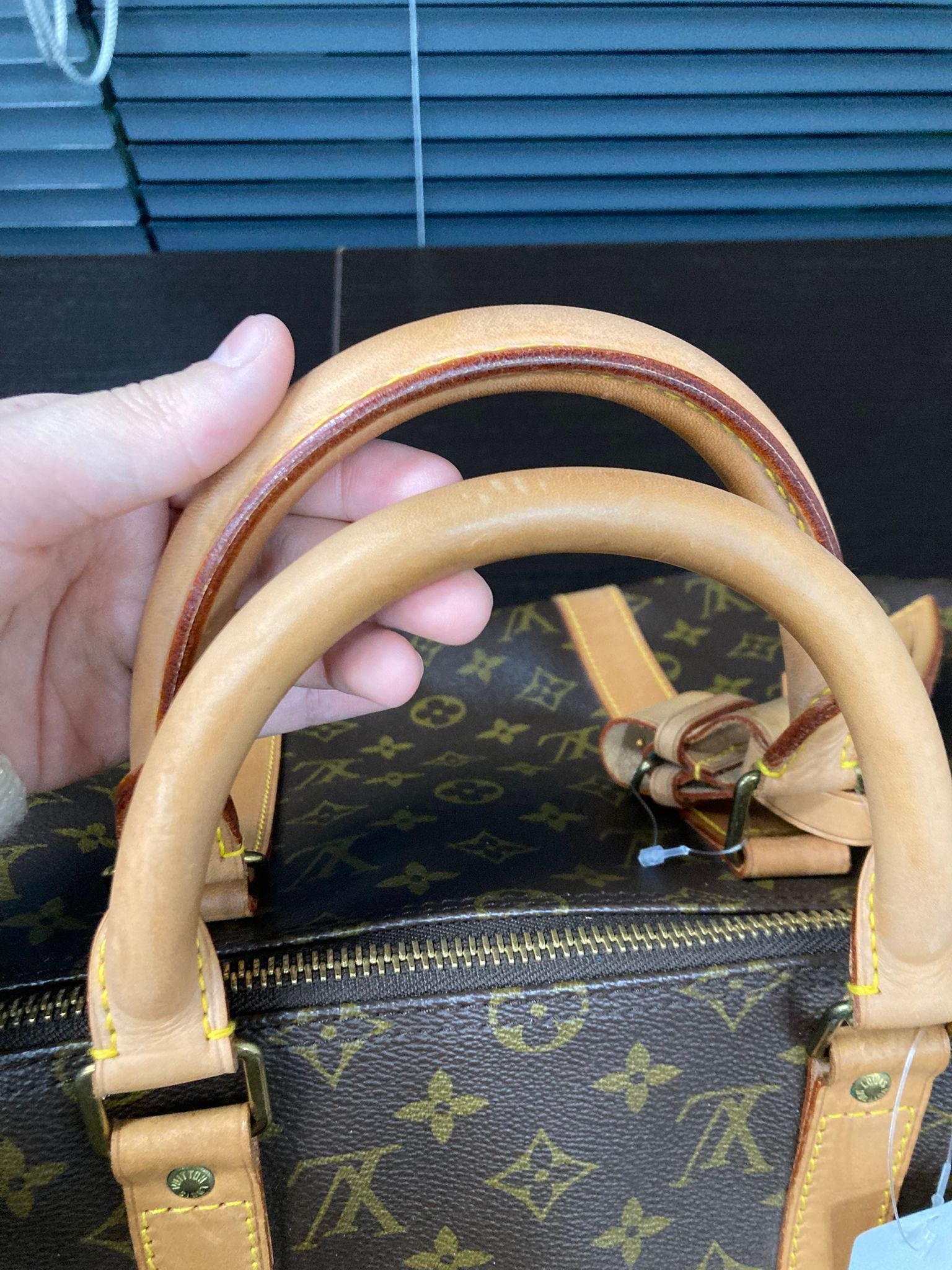 Louis Vuitton Keepall Bandoulière 50
