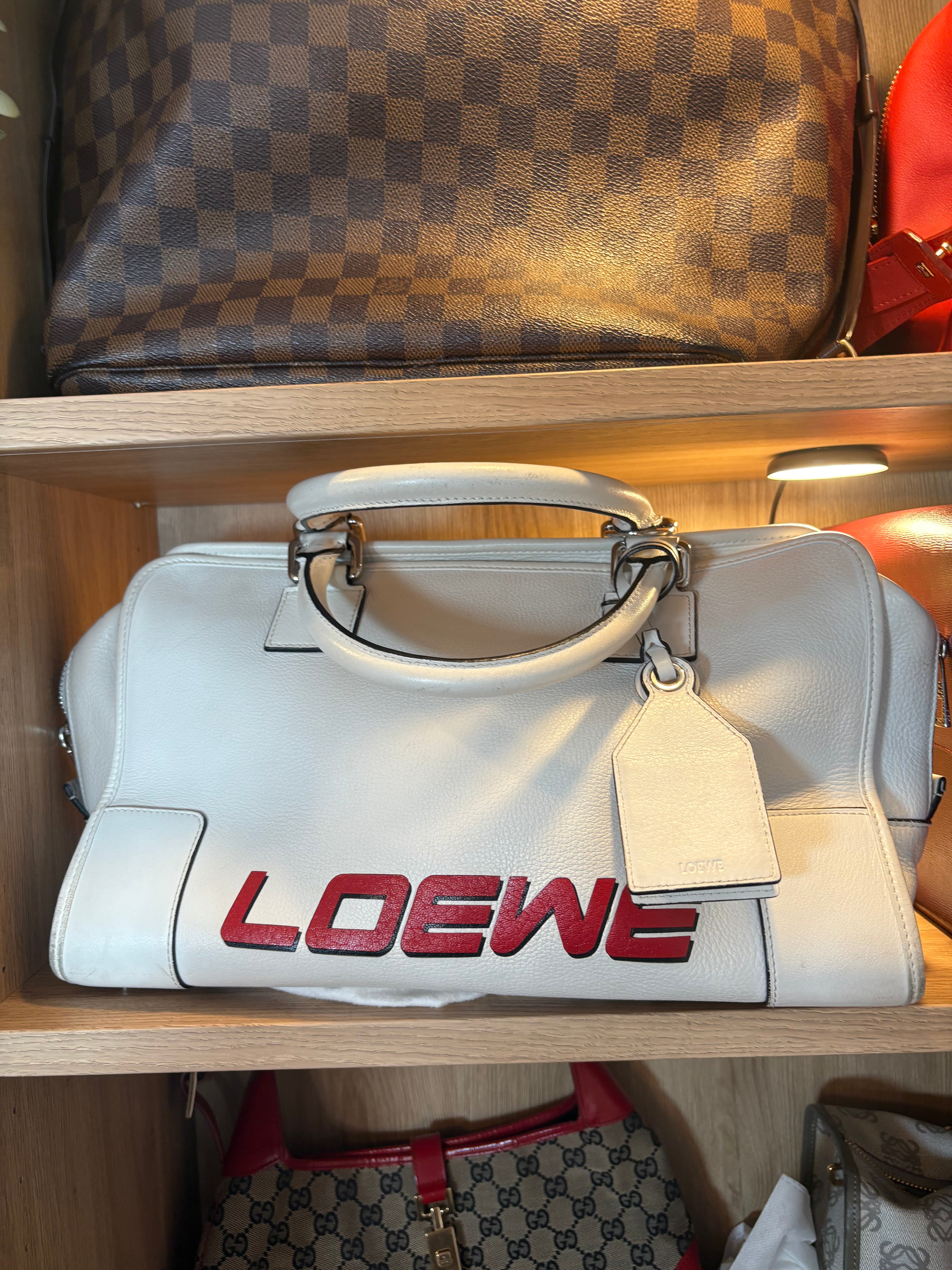 Loewe Amazona 28 Blanco Sport con bandolera