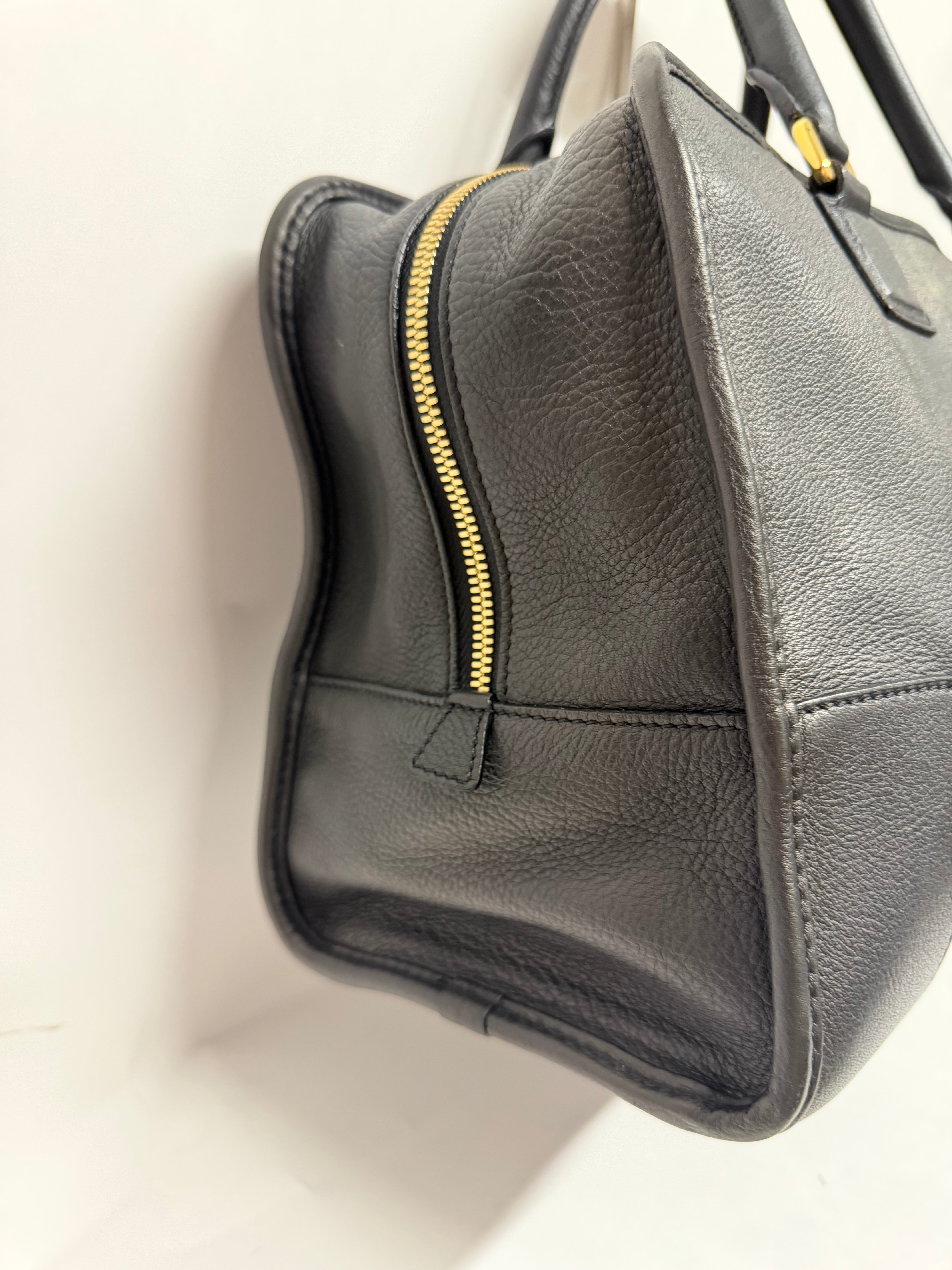 Loewe Amazona 36 | Piel Negra Herrajes dorados