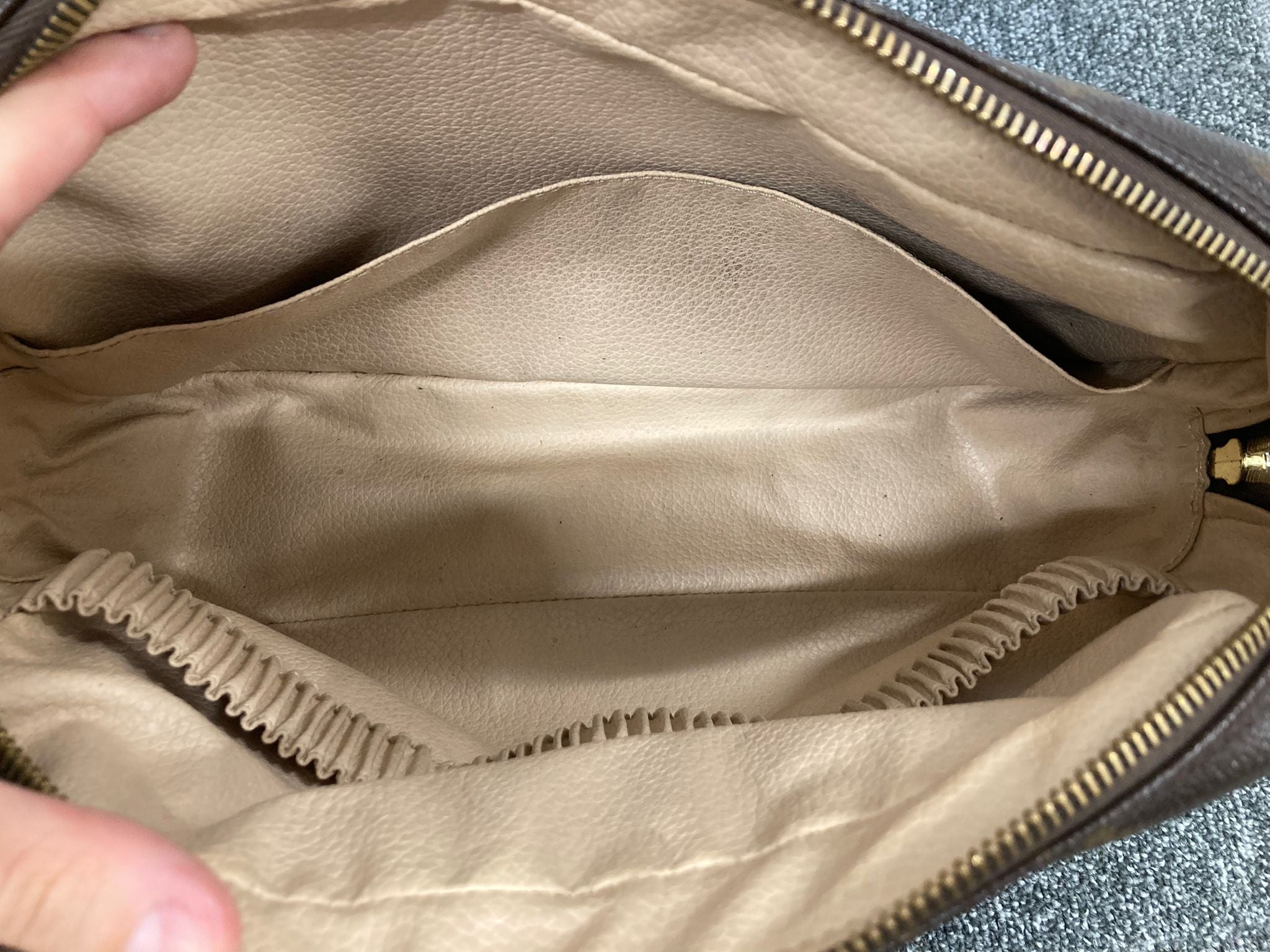 Louis Vuitton Trousse Toilette 28 – Canvas Monogram