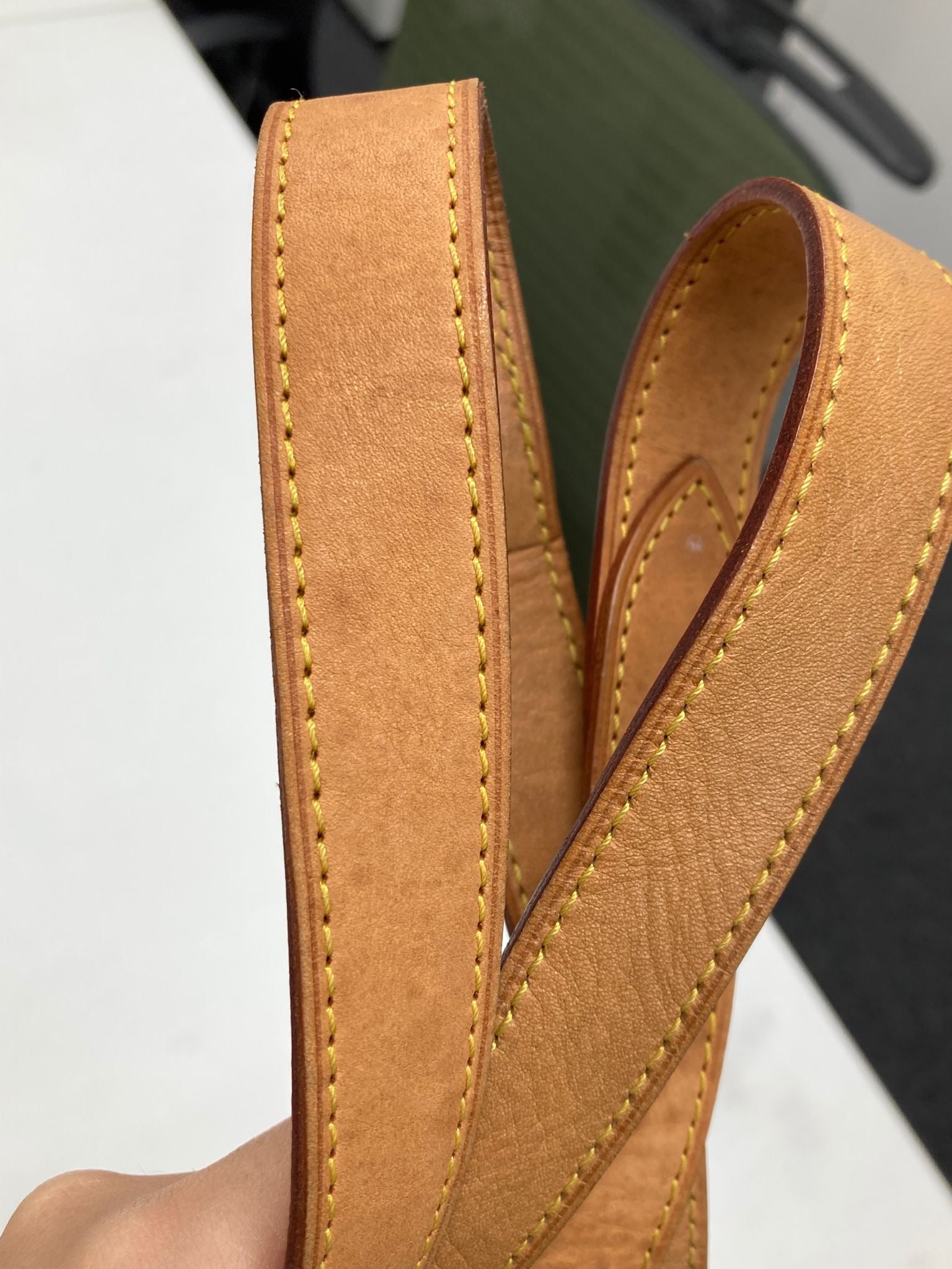 Bolso Louis Vuitton Baggy GM Monogram Denim rosa