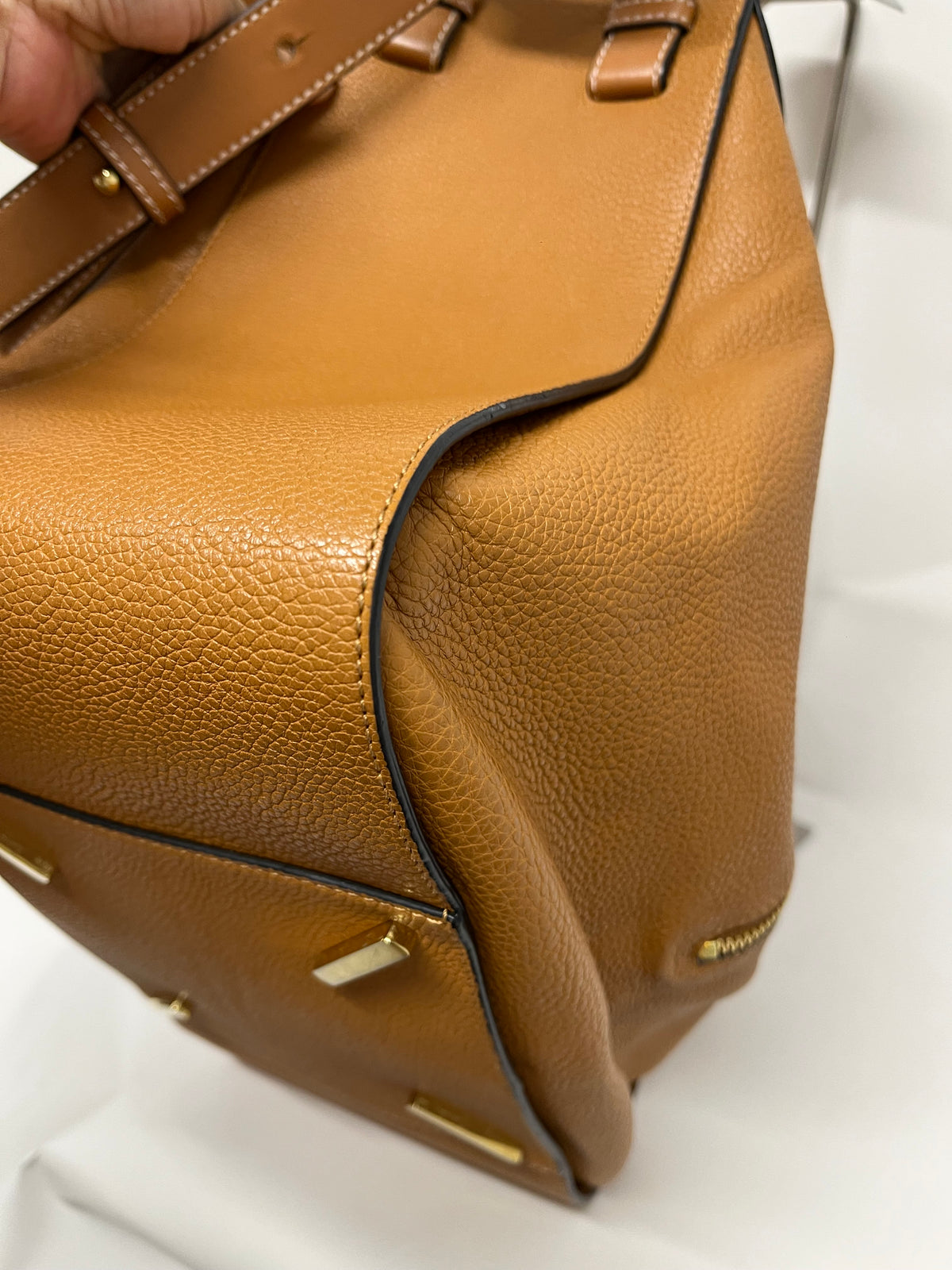 Loewe Hammock Mediano Piel Graneada Camel