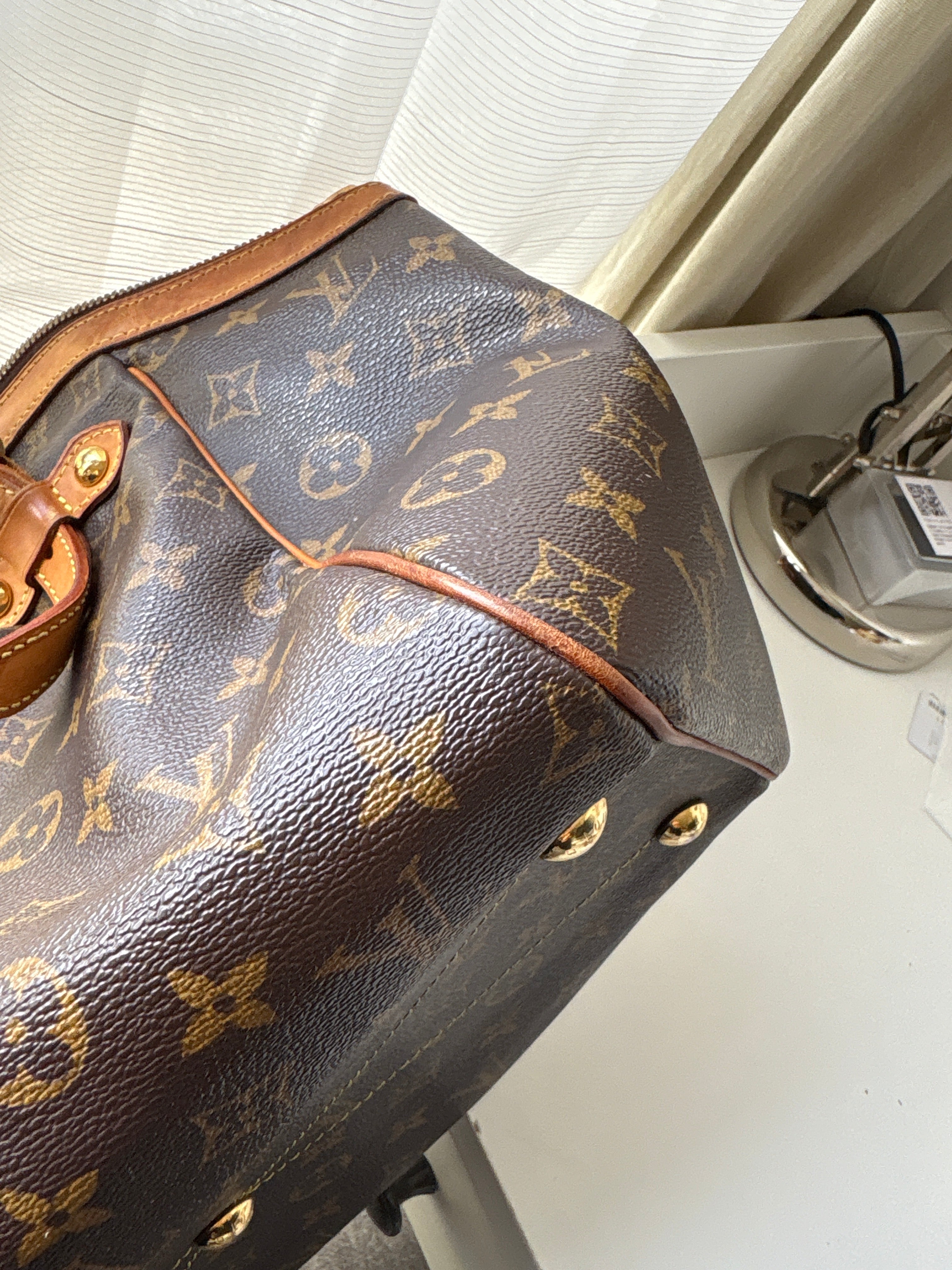 Louis Vuitton Tivoli GM Monogram