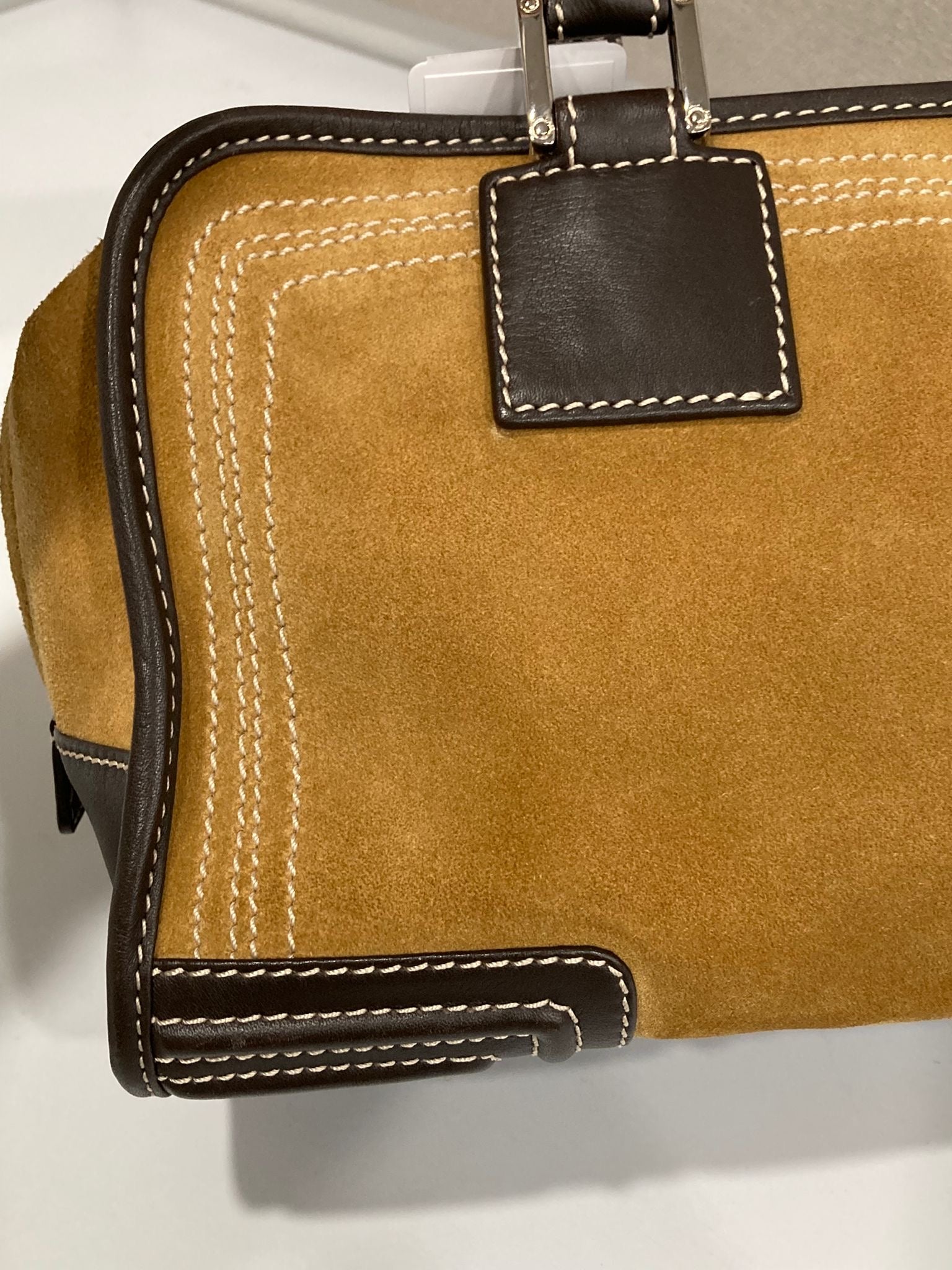 Loewe Amazona 28 Ante oro y Piel Camel/Marrón