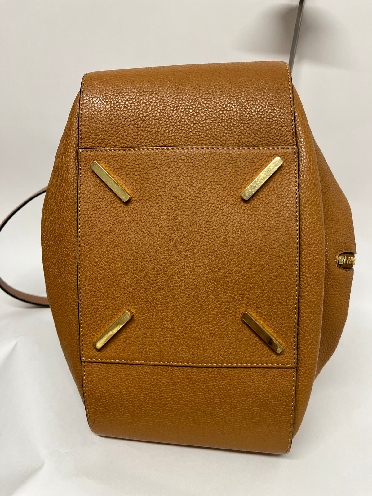 Loewe Hammock Mediano Piel Graneada Camel