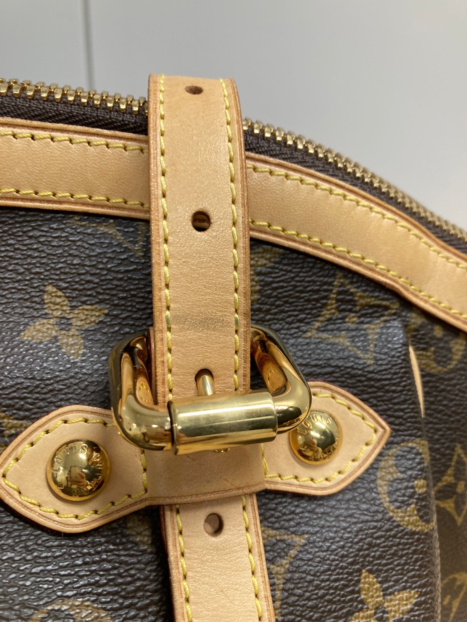 Louis Vuitton tivoli GM monogram